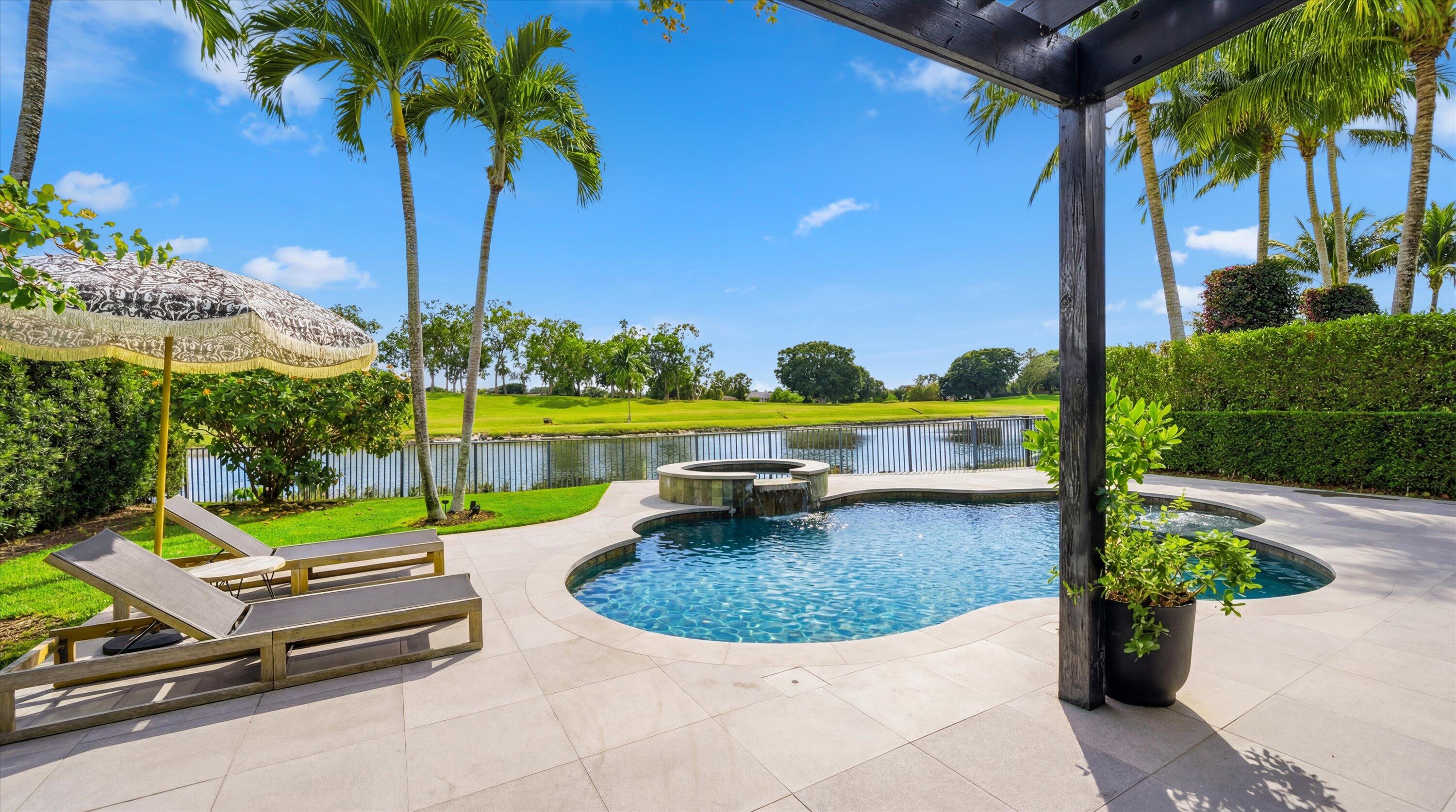 HUNTERS CHASE OF PALM BEACH POLO & COUNTRY CLUB - Residential