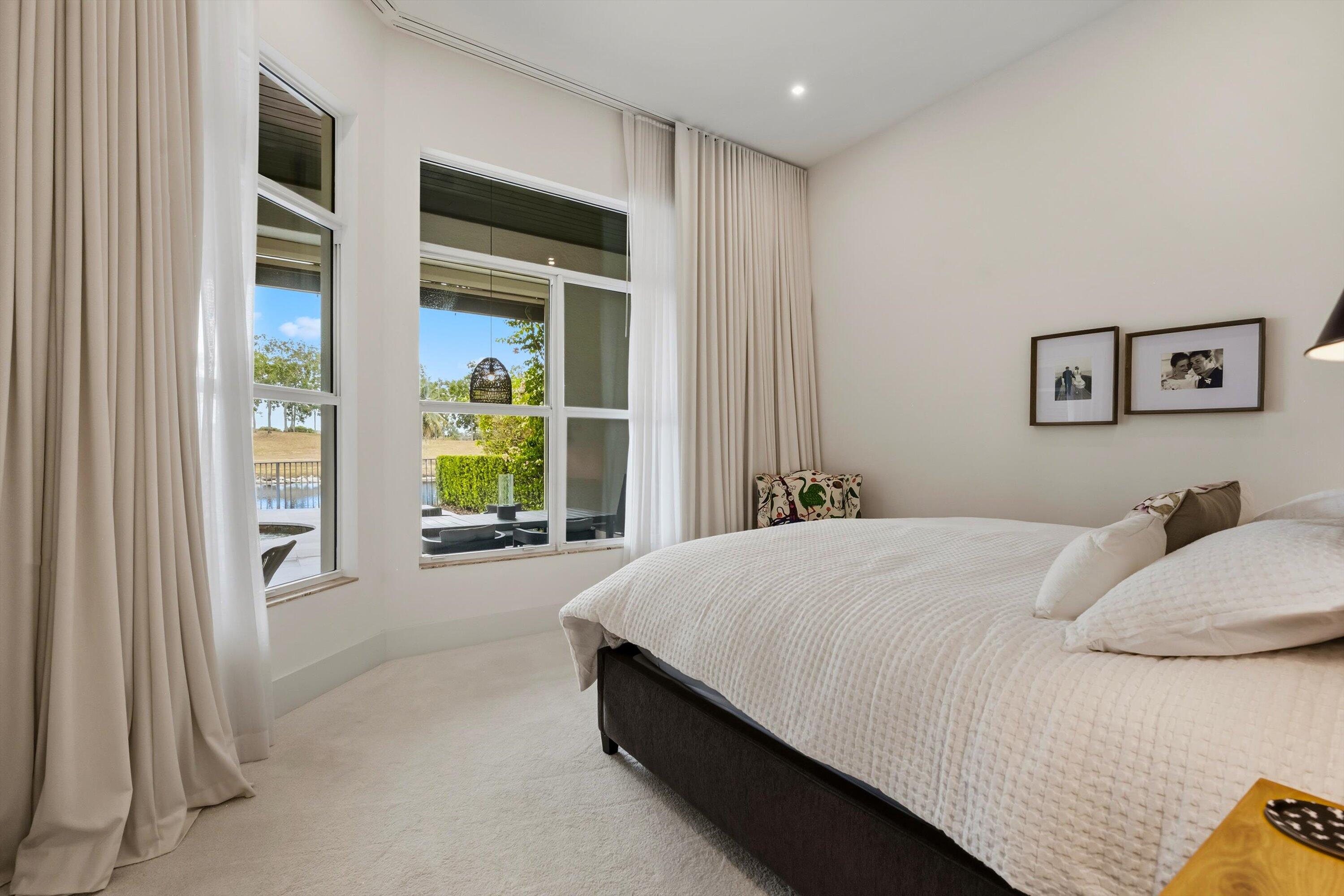 HUNTERS CHASE OF PALM BEACH POLO & COUNTRY CLUB - Residential