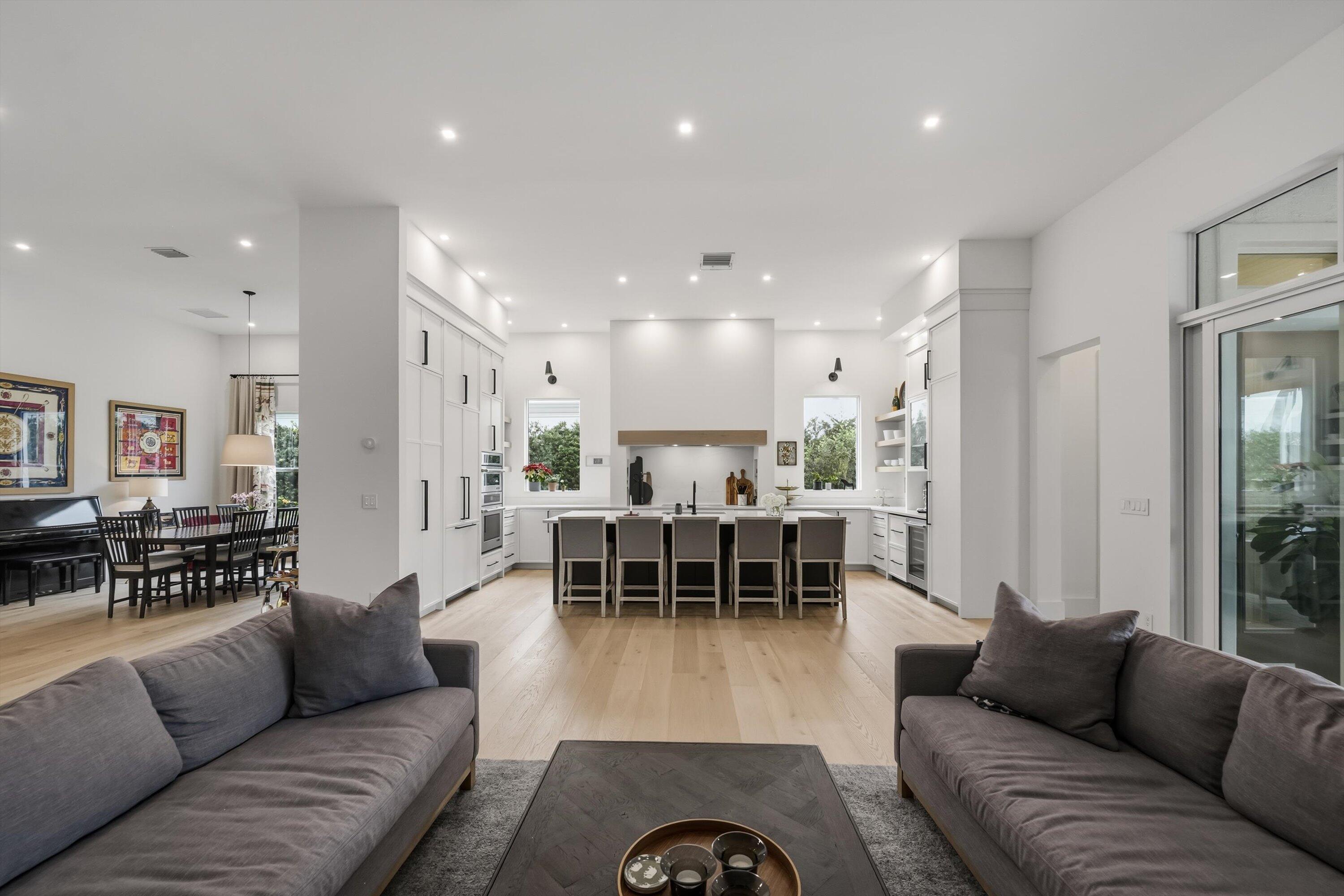 HUNTERS CHASE OF PALM BEACH POLO & COUNTRY CLUB - Residential