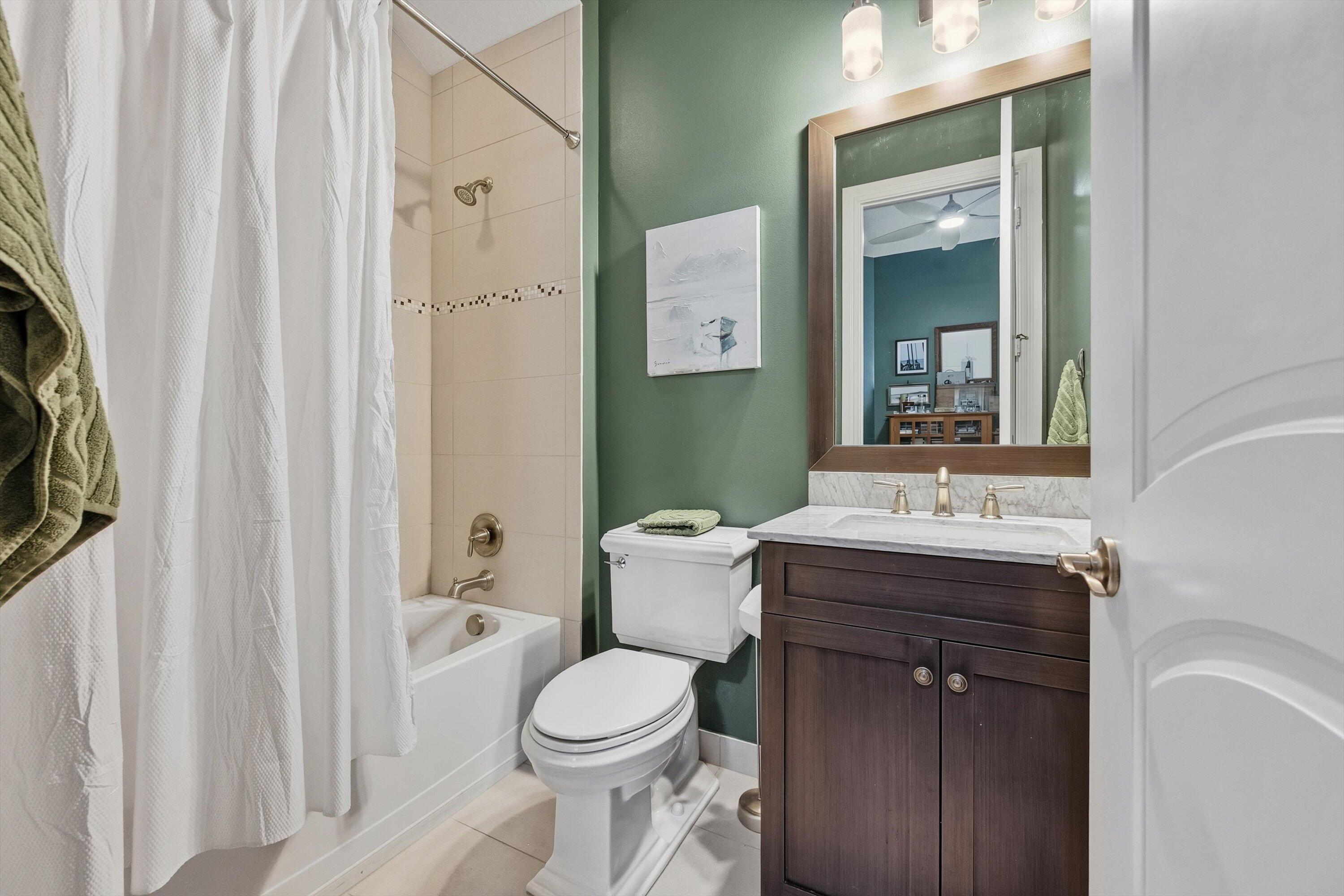 HUNTERS CHASE OF PALM BEACH POLO & COUNTRY CLUB - Residential