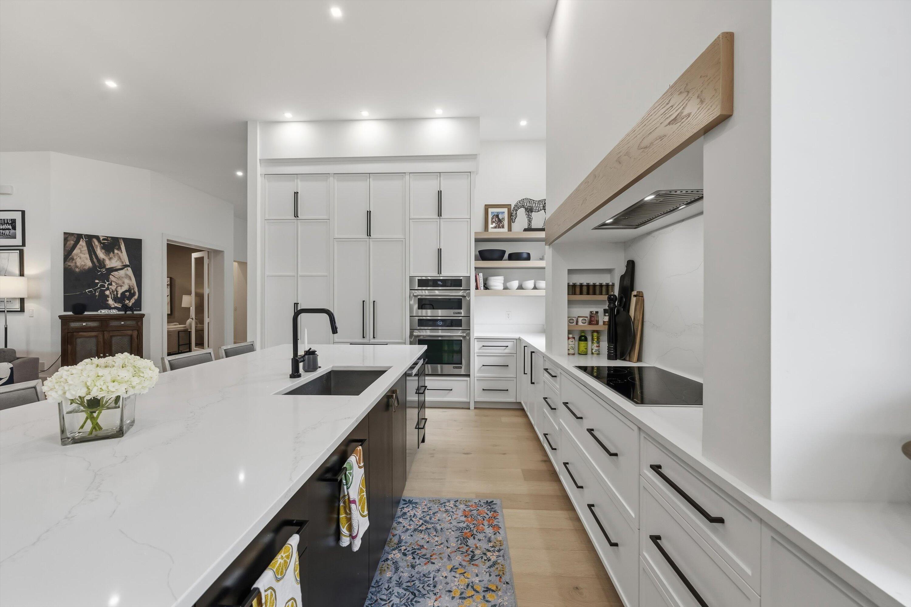 HUNTERS CHASE OF PALM BEACH POLO & COUNTRY CLUB - Residential