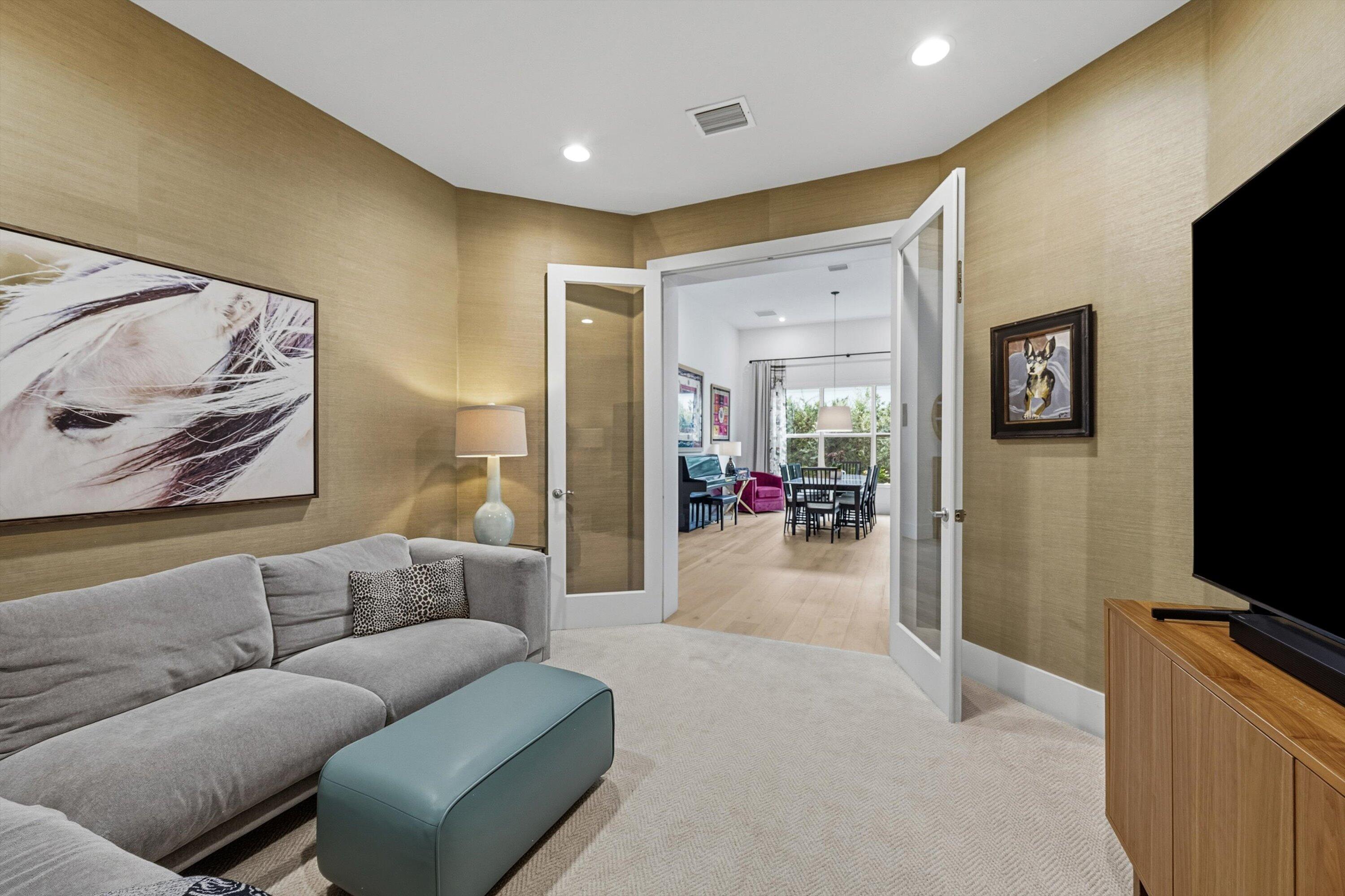 HUNTERS CHASE OF PALM BEACH POLO & COUNTRY CLUB - Residential