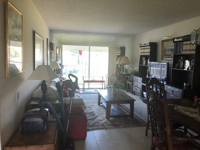 WYNMOOR VILLAGE - Residential