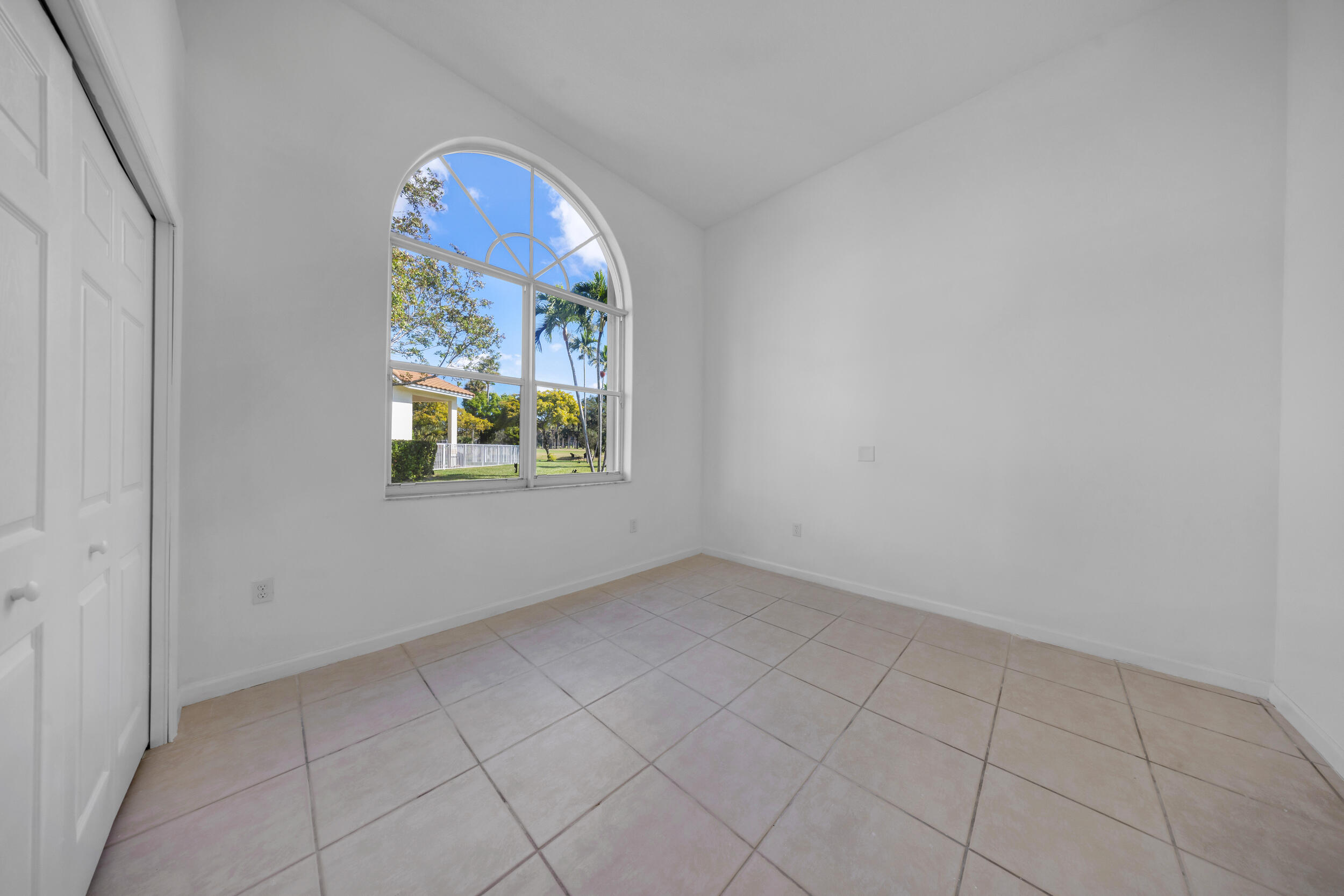 PALM AIRE OAKS COURSE ESTATES - Residential Lease