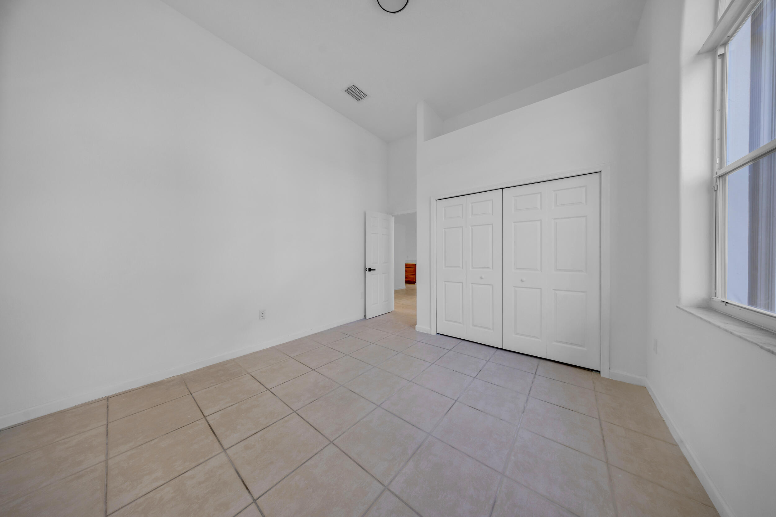 PALM AIRE OAKS COURSE ESTATES - Residential Lease