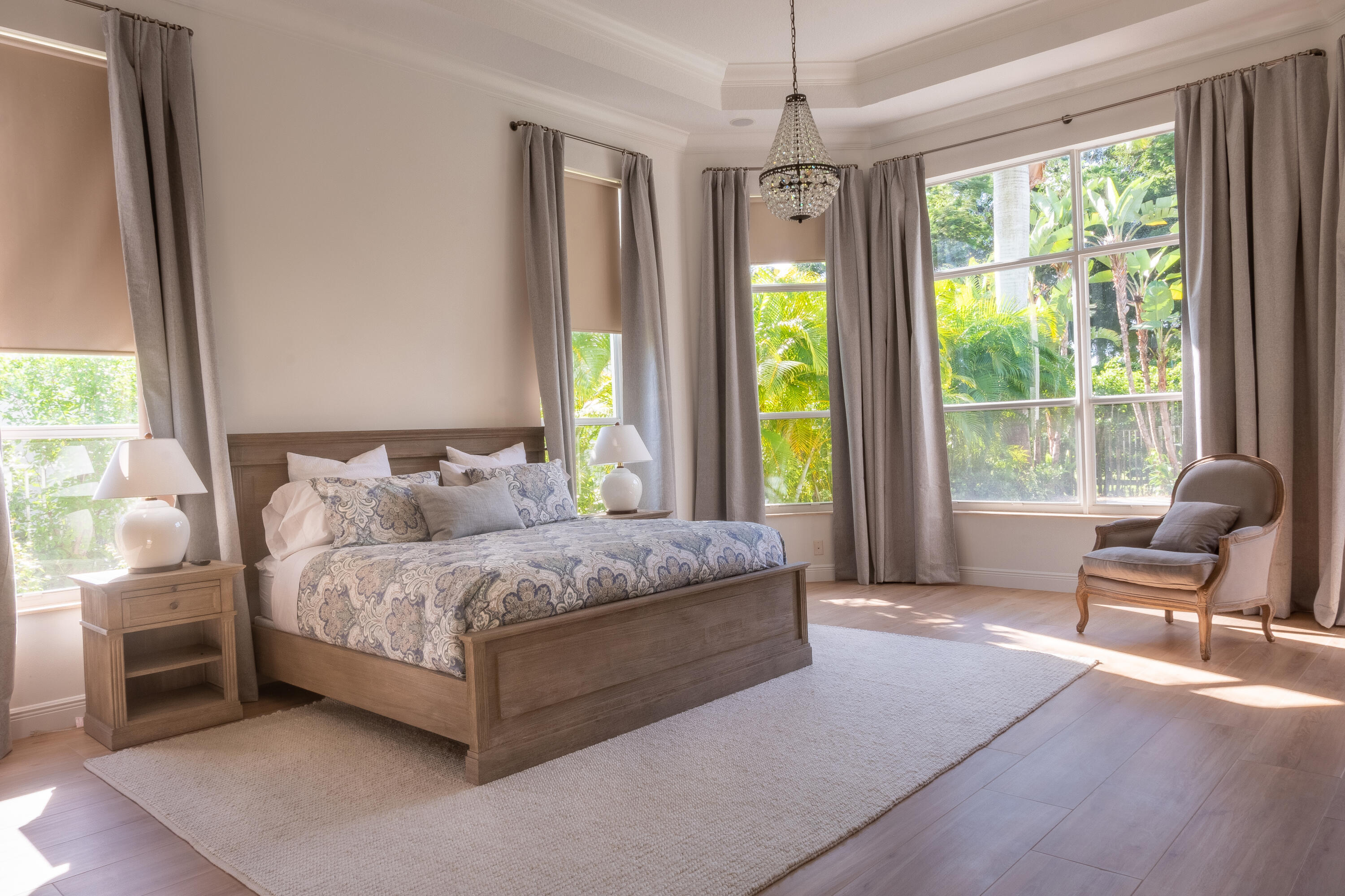EQUESTRIAN CLUB - Residential