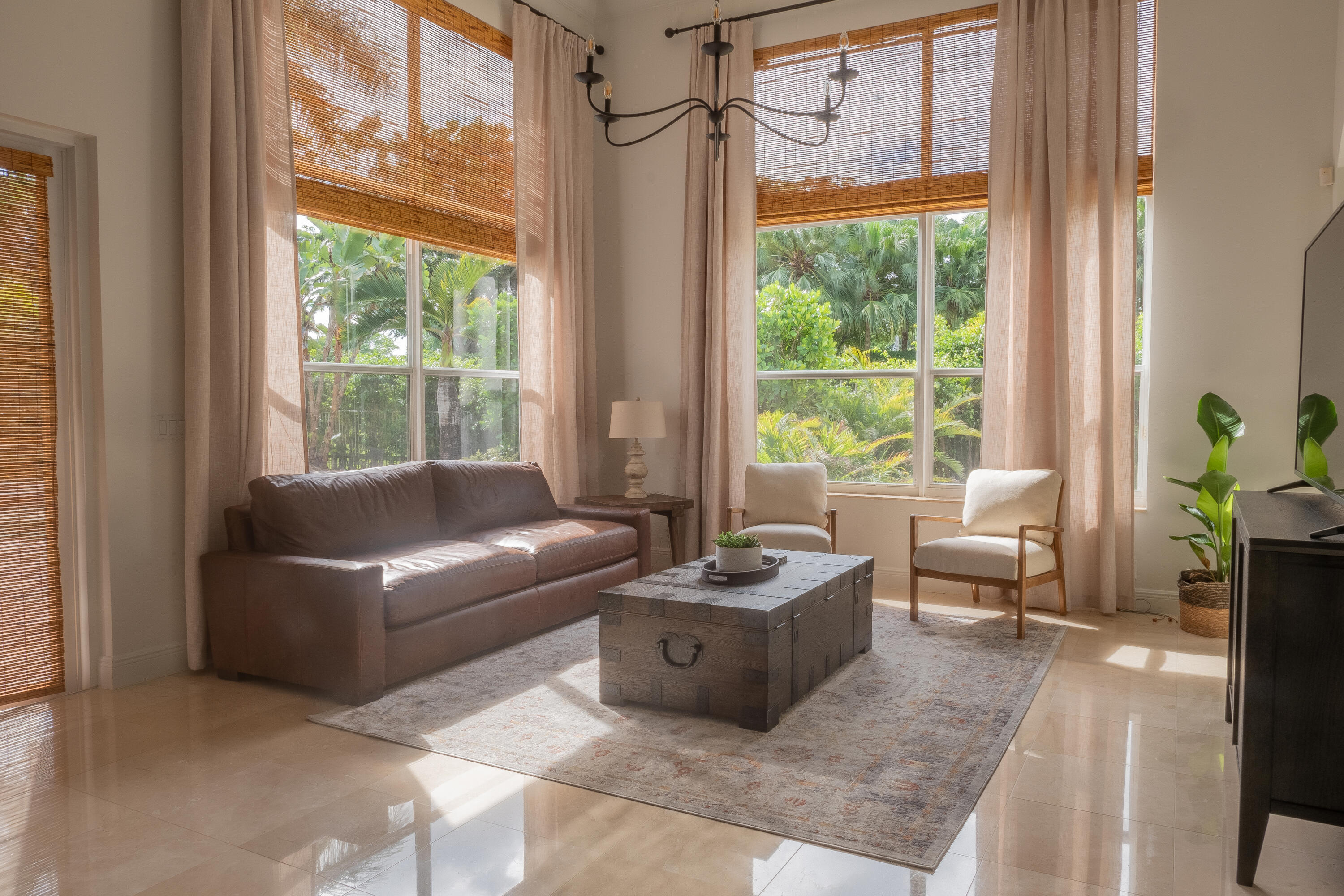 EQUESTRIAN CLUB - Residential