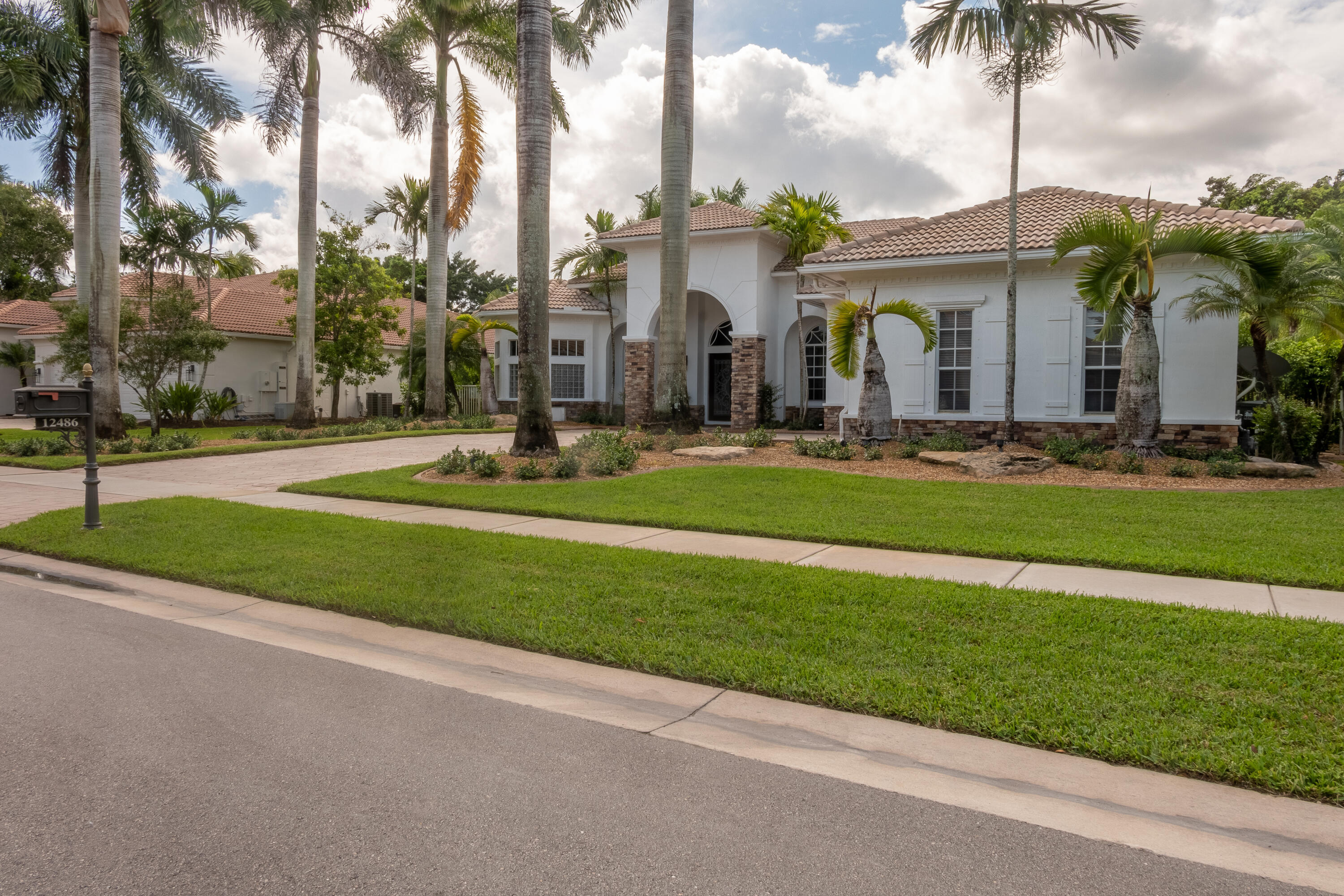 12486 Equine Lane