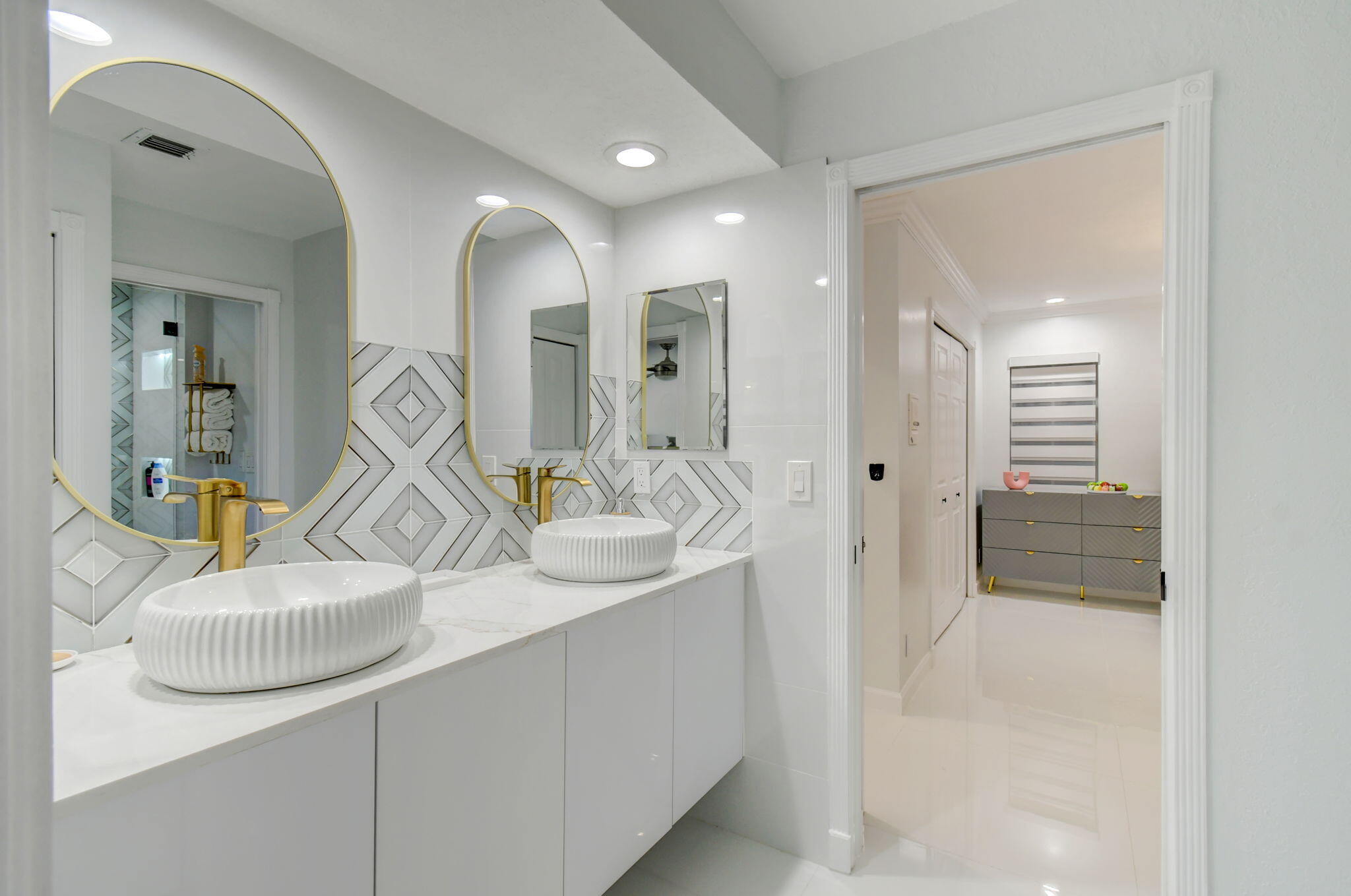 PADDOCK PARK 2 OF WELLINGTON - Residential