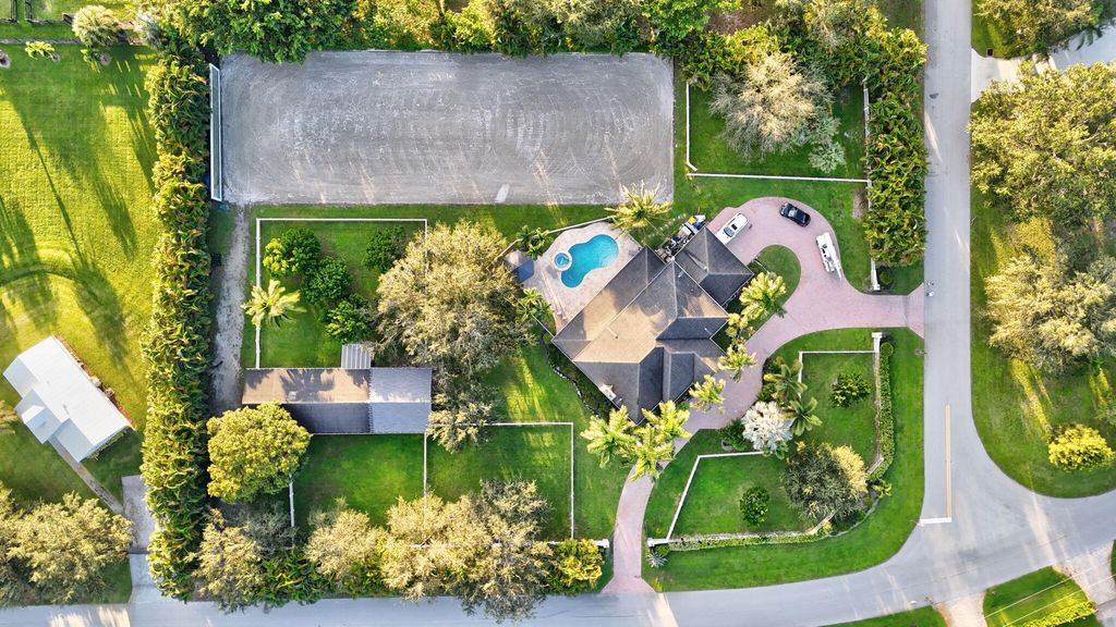 Photo of 14950 Roan Court, Wellington, FL 33414 (MLS # R11162620)