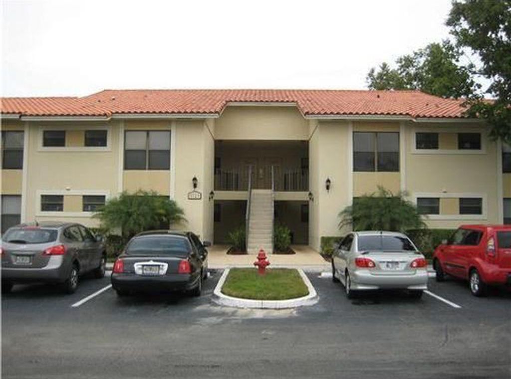 Photo of 1721 Balfour Point Drive #G, West Palm Beach, FL 33411 (MLS # R11104917)