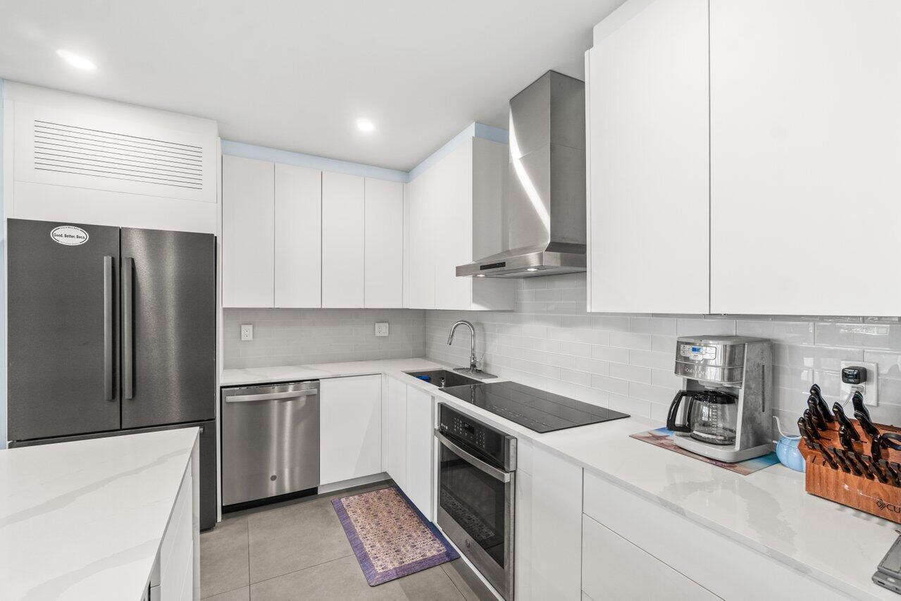 1299 S Ocean Boulevard R-2