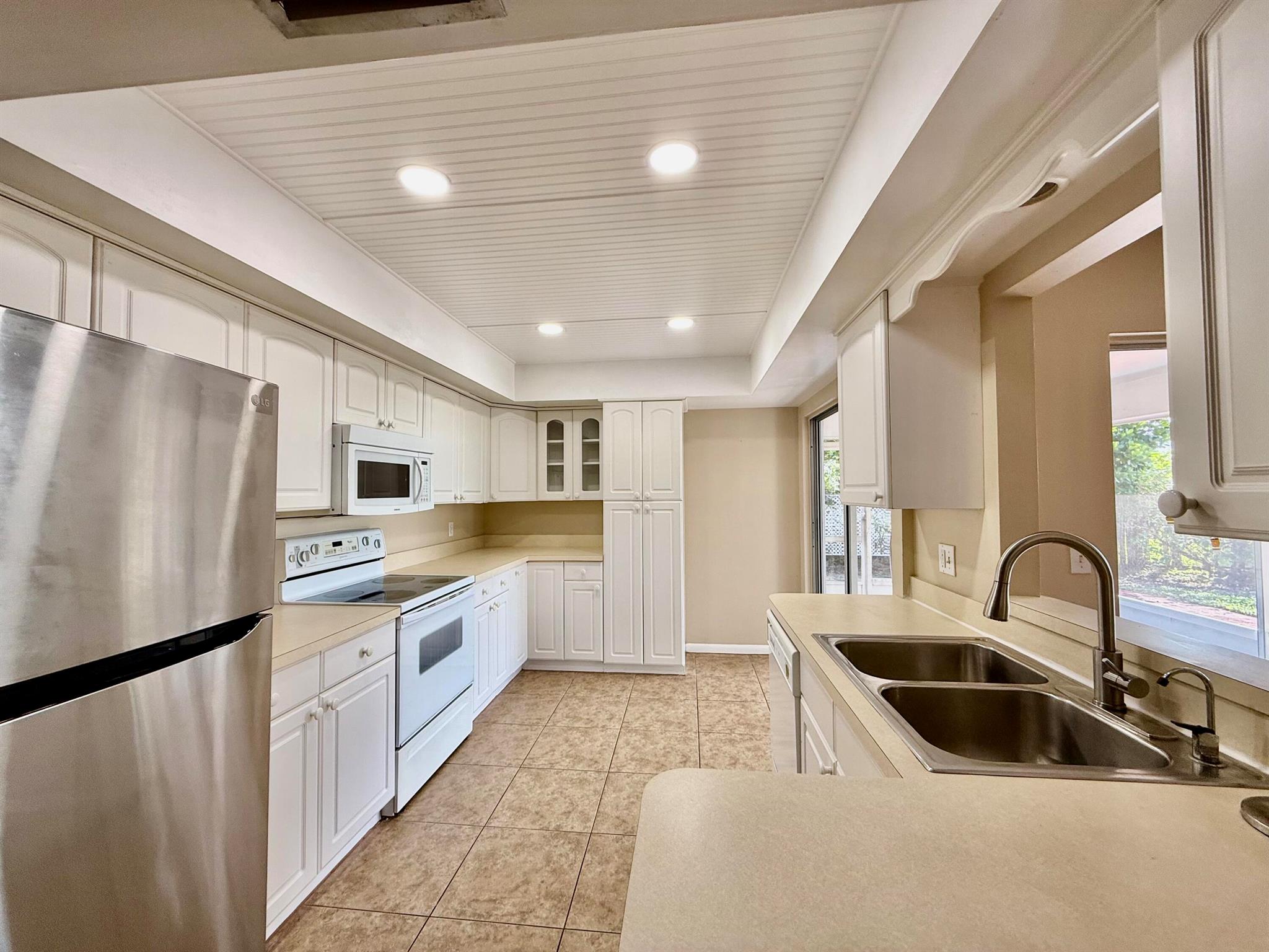 RIVER PARK UNIT 2 - Residential