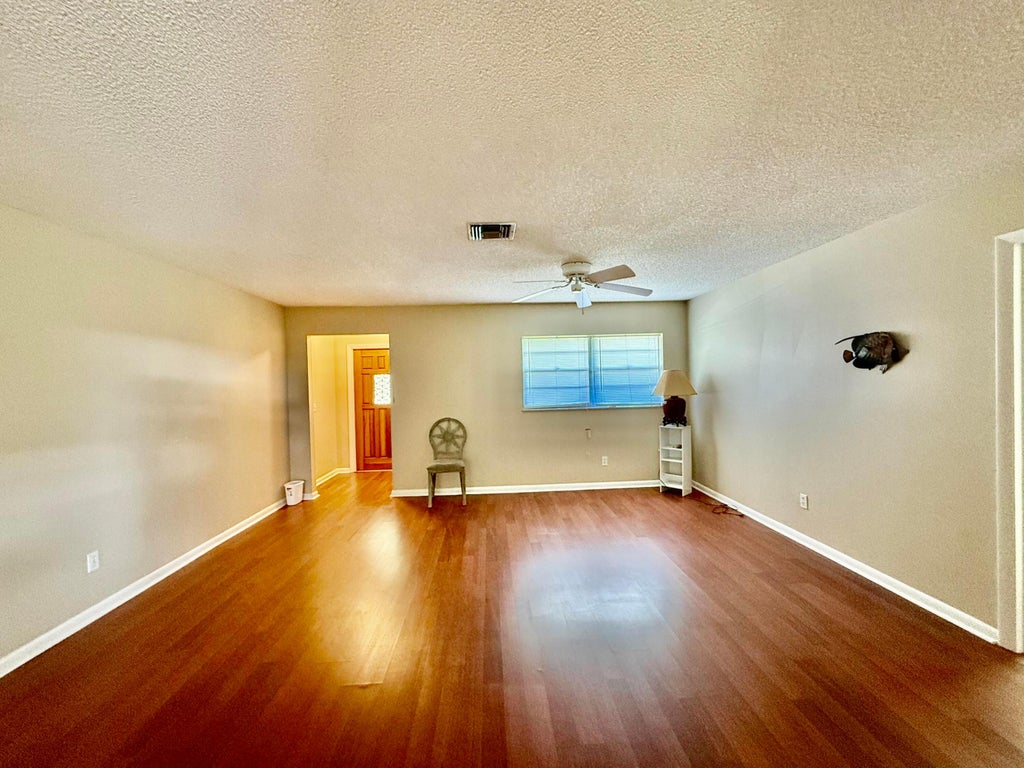 Photo of 612 N Coconut Avenue N, Port Saint Lucie, FL 34952 (MLS # R11135549)