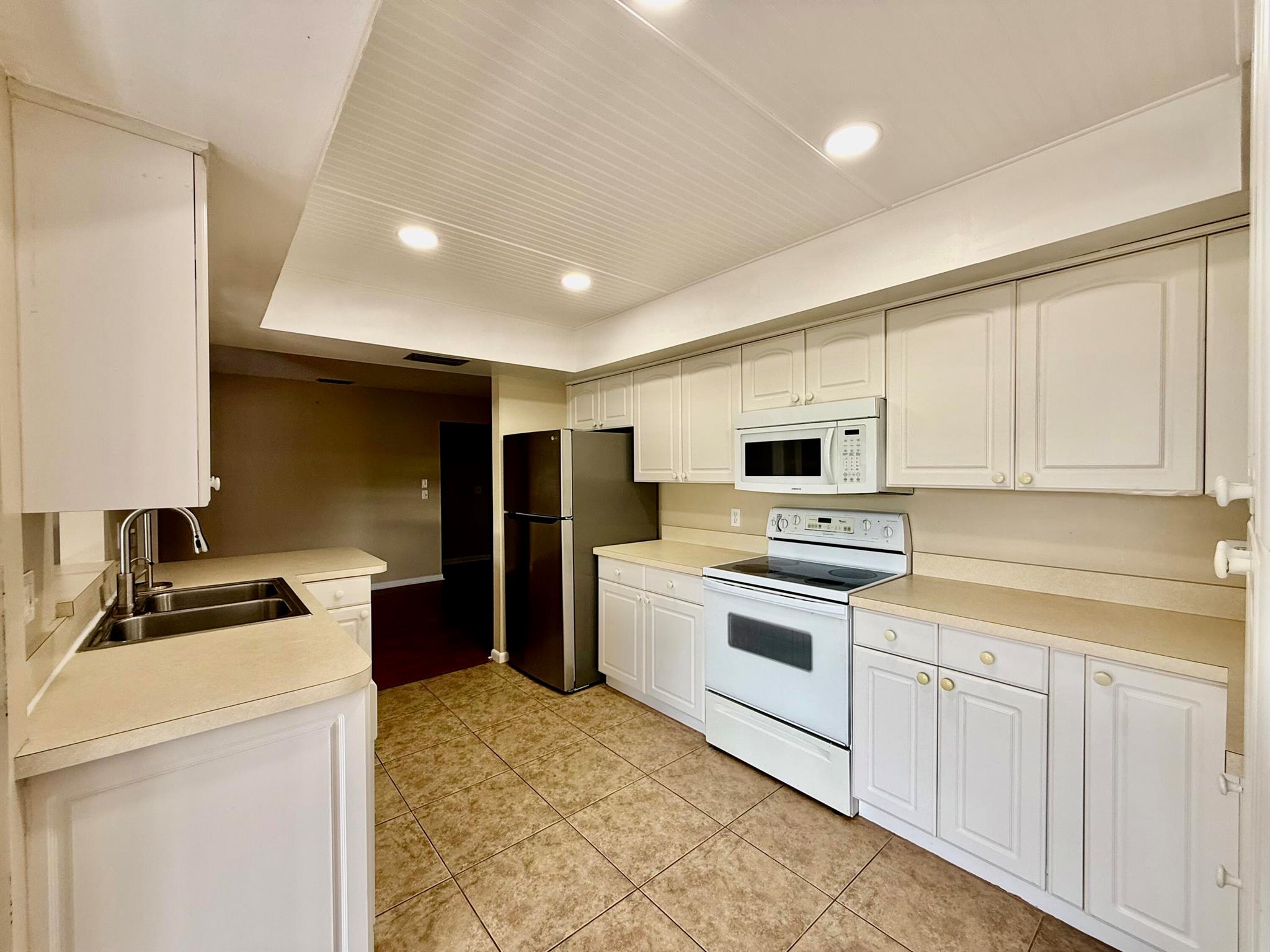 RIVER PARK UNIT 2 - Residential