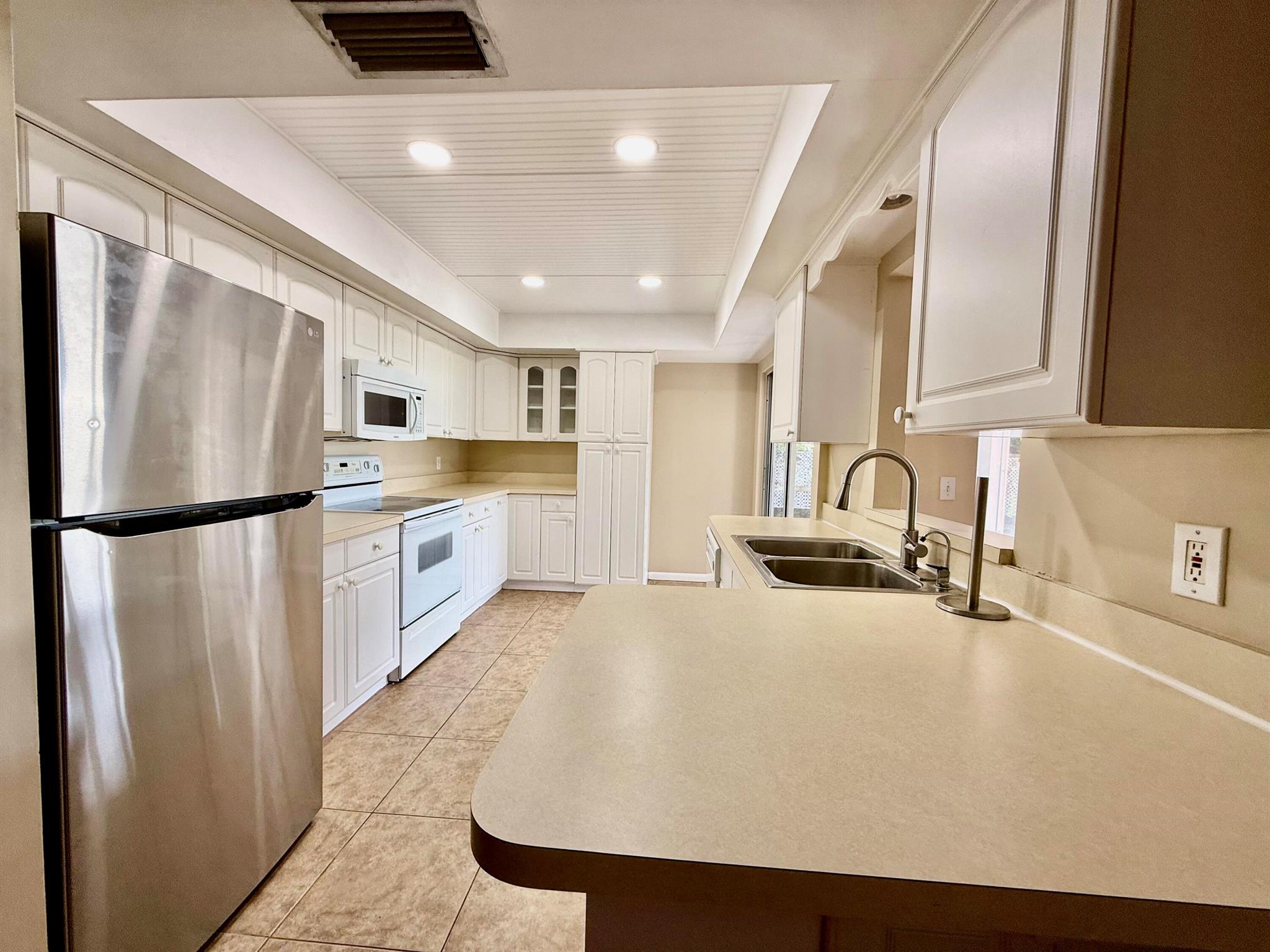 RIVER PARK UNIT 2 - Residential