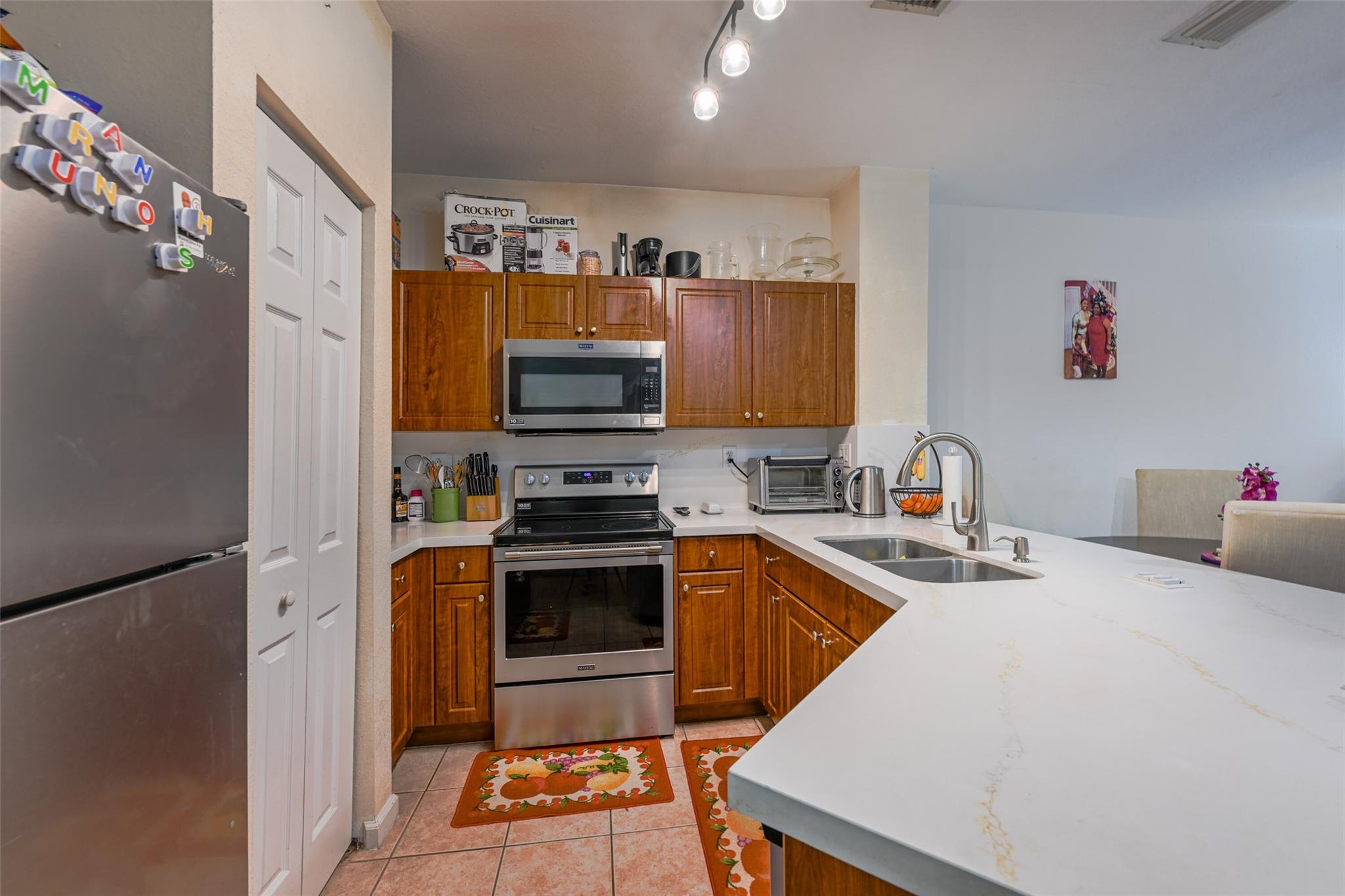 Aztec - Residential Lease