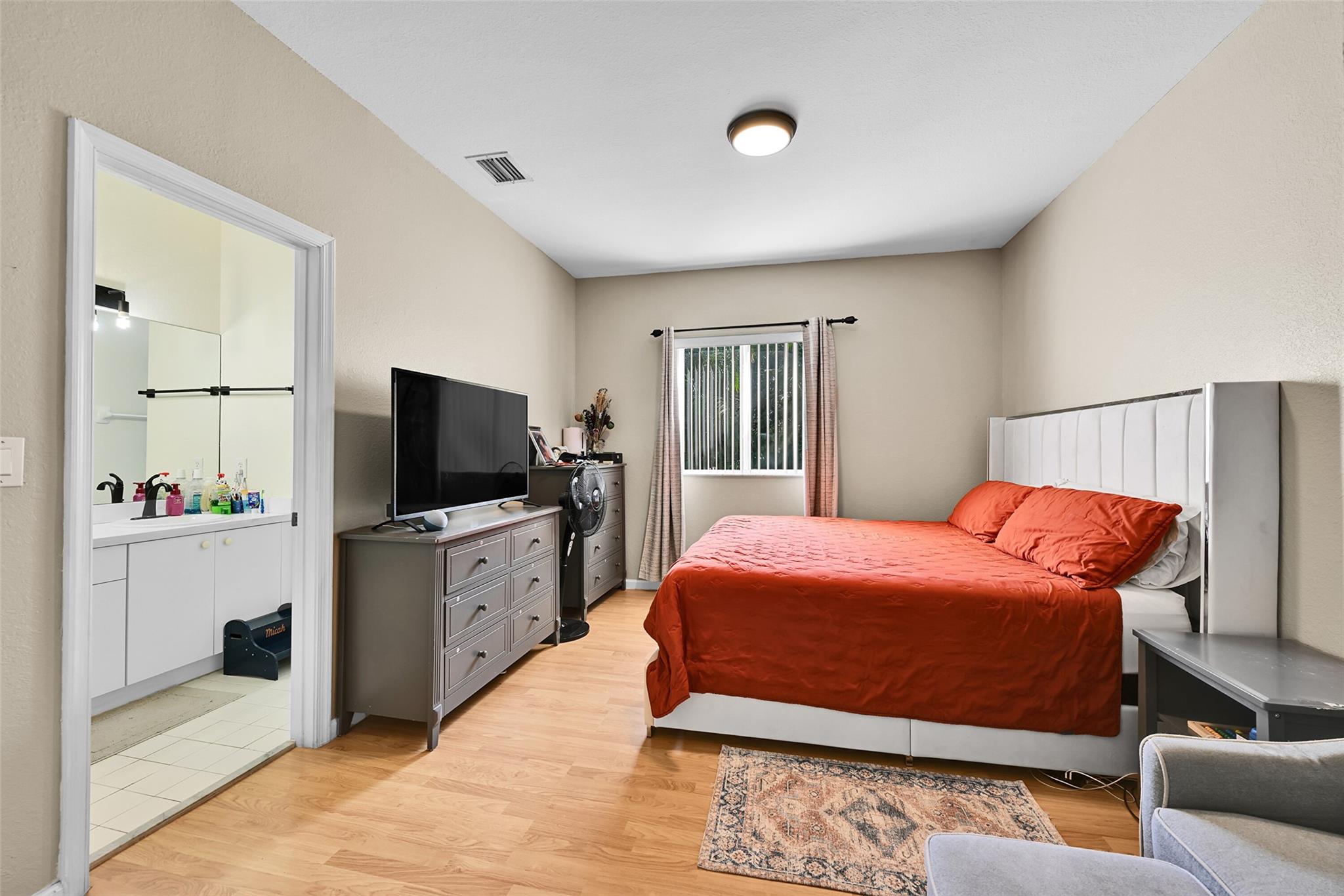 Aztec - Residential Lease