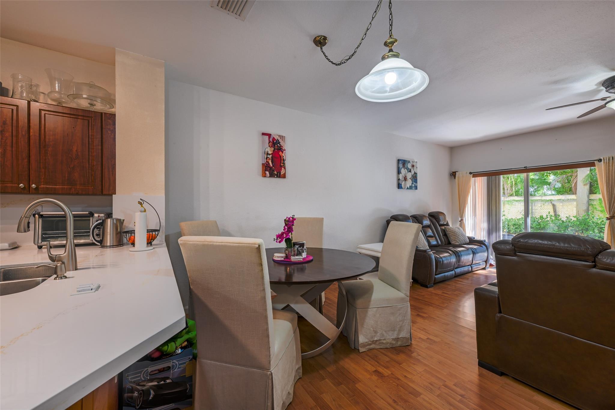 Aztec - Residential Lease