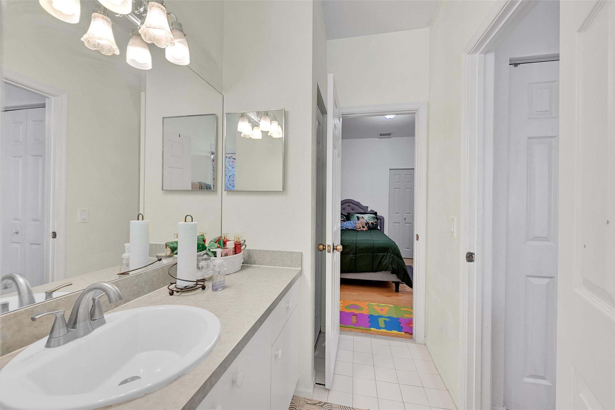 Aztec - Residential Lease