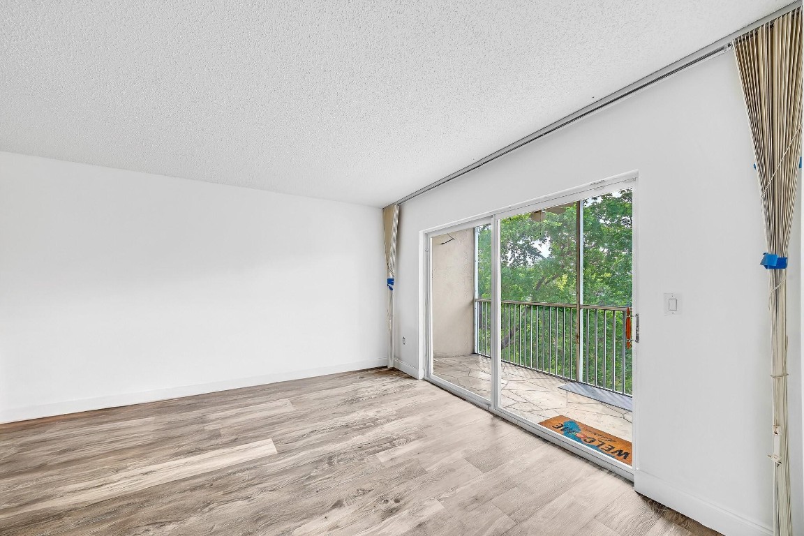 Kings Point Weldon Condo - Residential