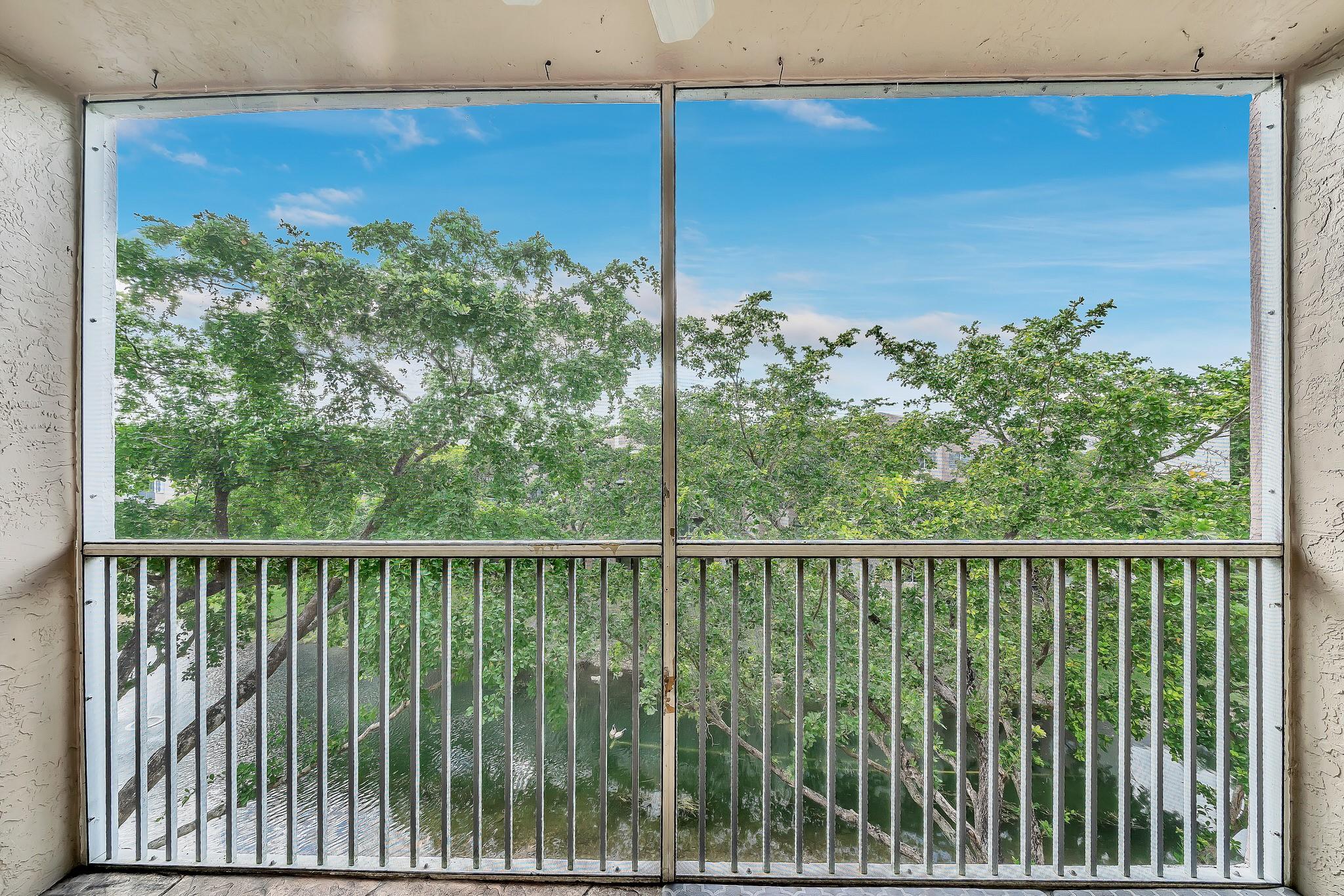 Kings Point Weldon Condo - Residential