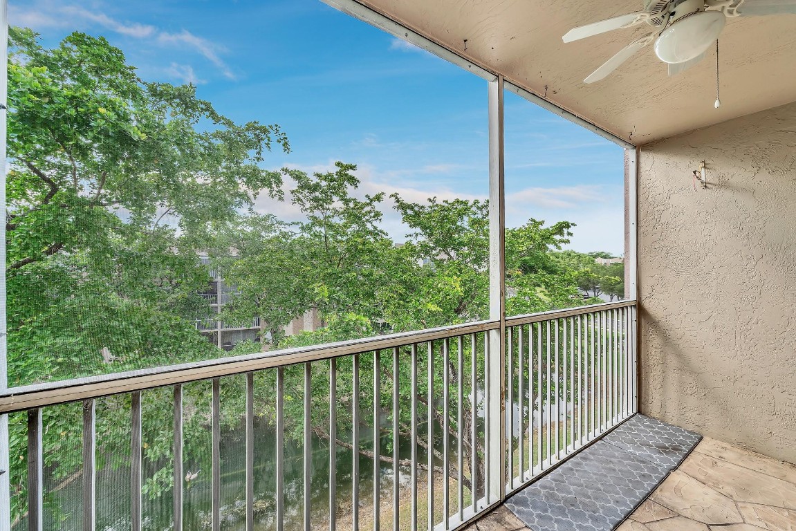 Kings Point Weldon Condo - Residential