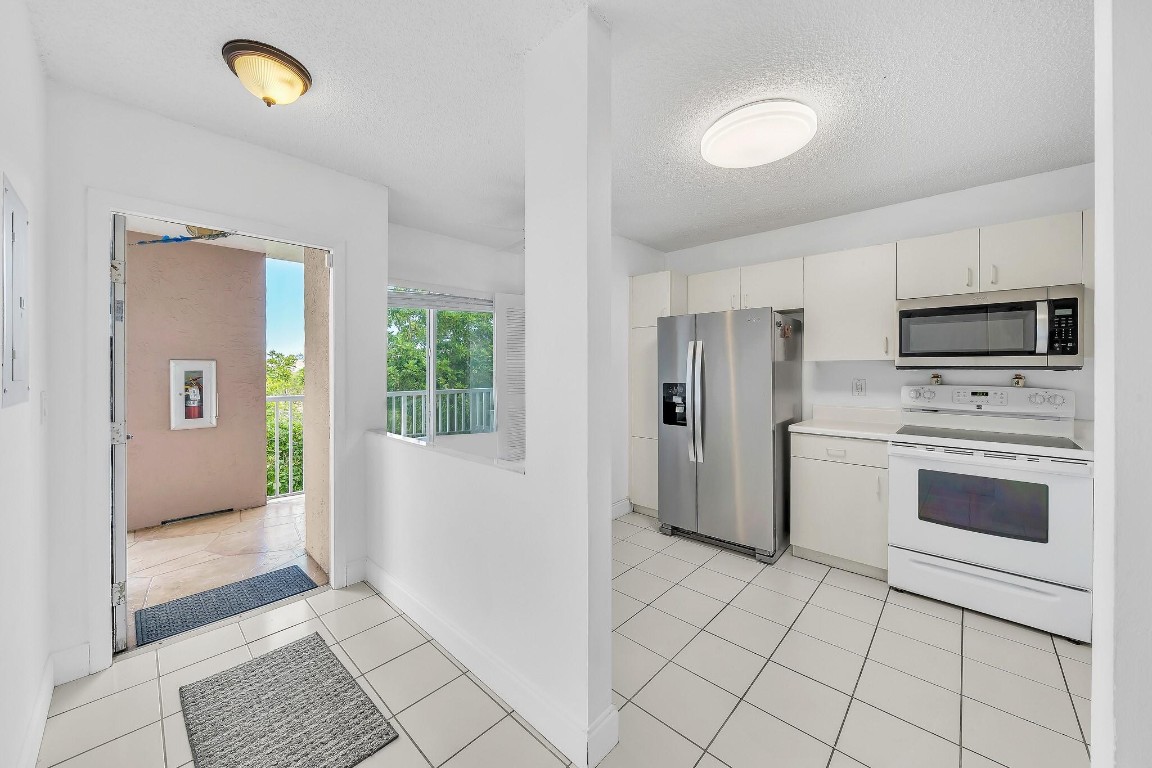 Kings Point Weldon Condo - Residential