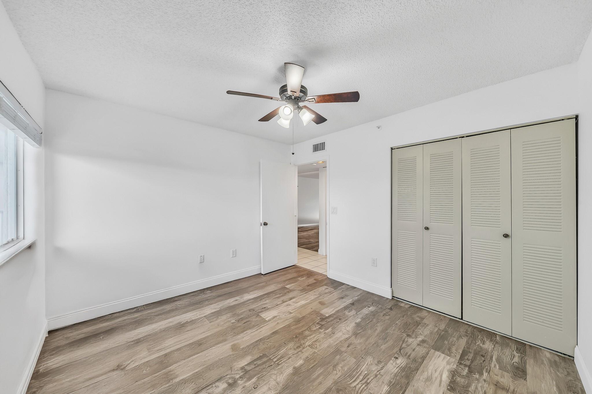 Kings Point Weldon Condo - Residential