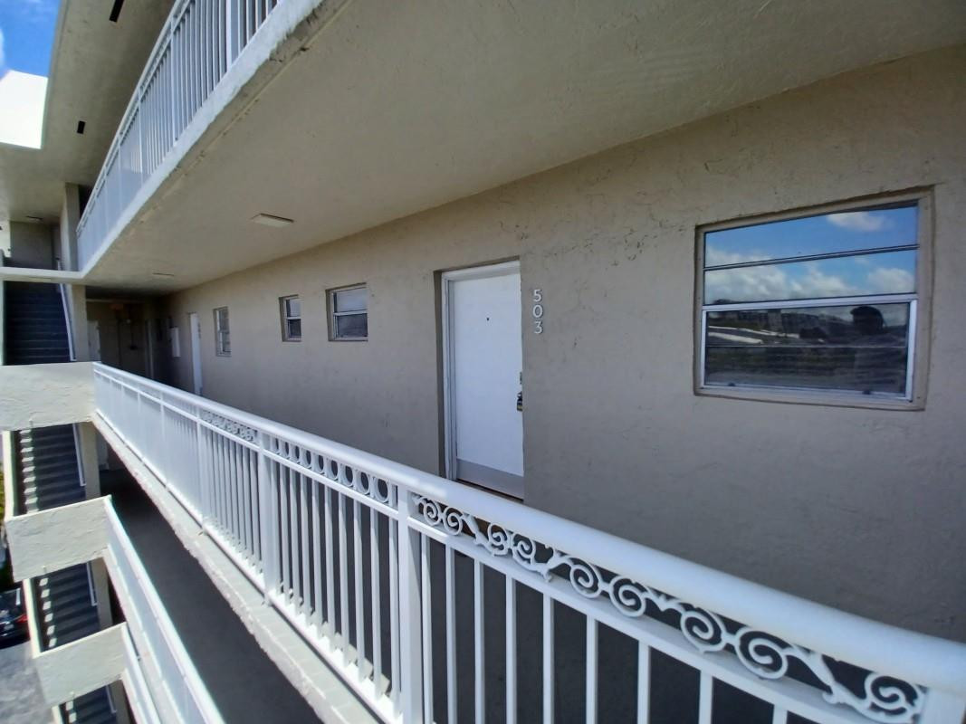 BAYVIEW POINT SOUTH CONDO - Residential Lease