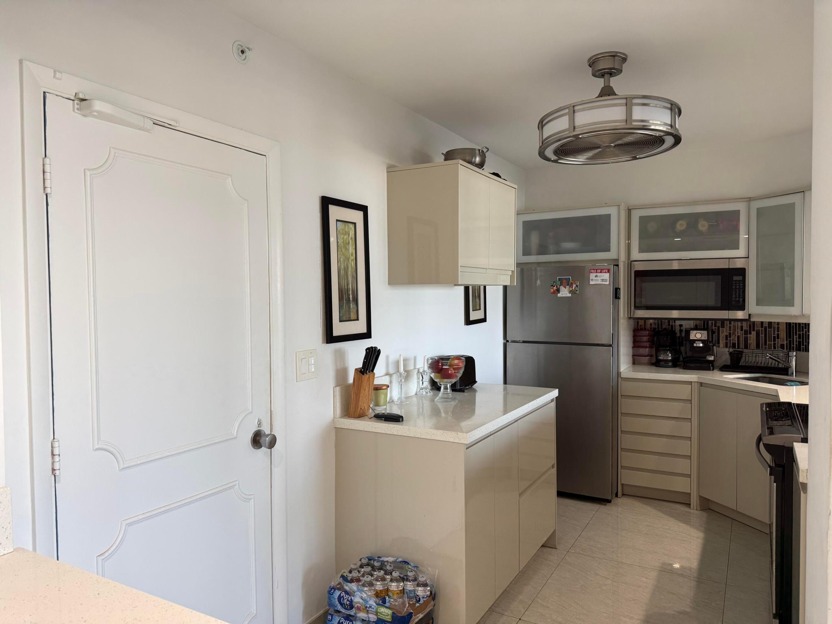 CORAL RIDGE TOWERS SOUTH CO-OP - Residential