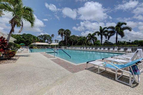 A home in Saint Lucie West