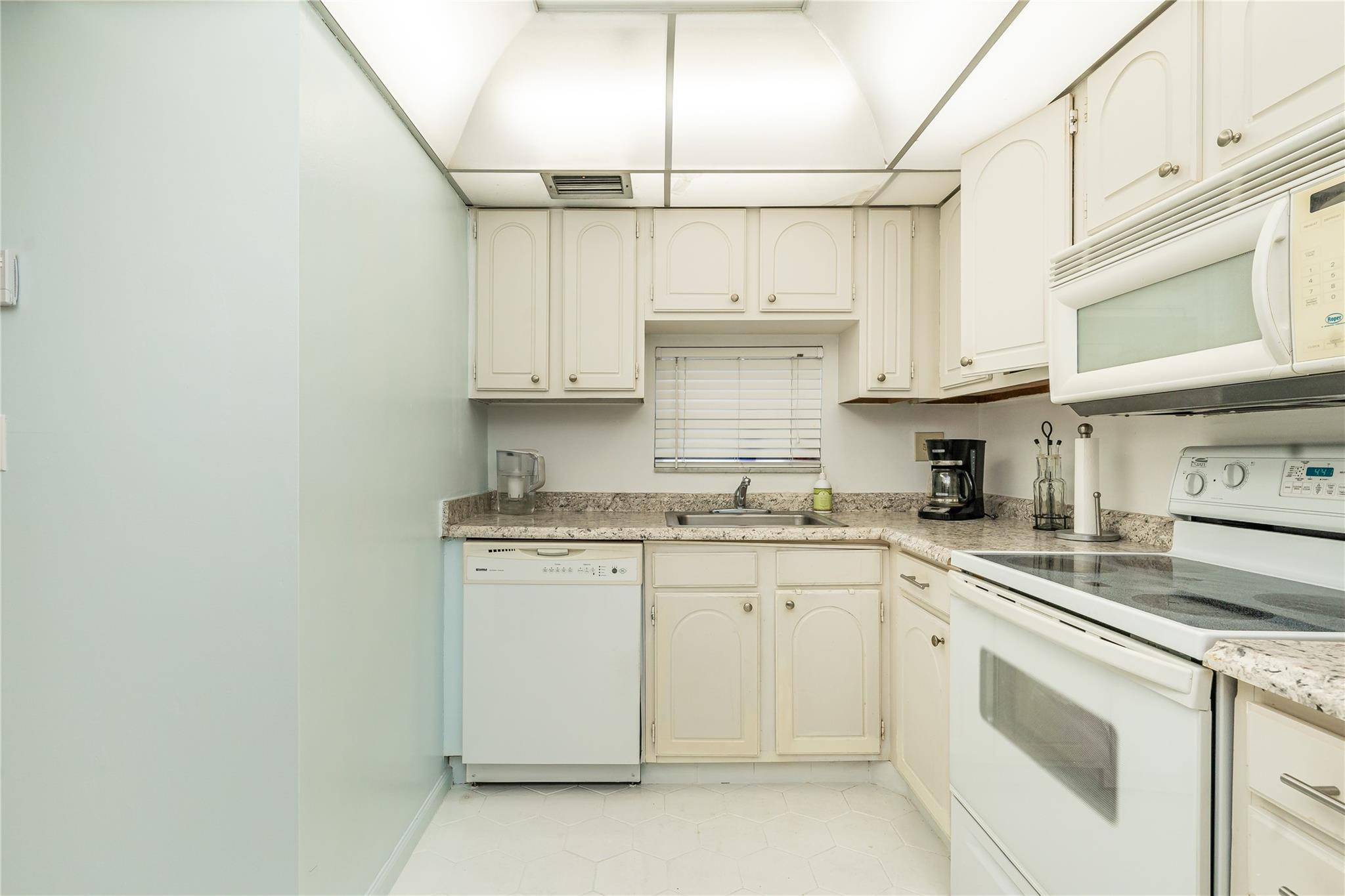 Hollybrook Golf & Tennis - Residential