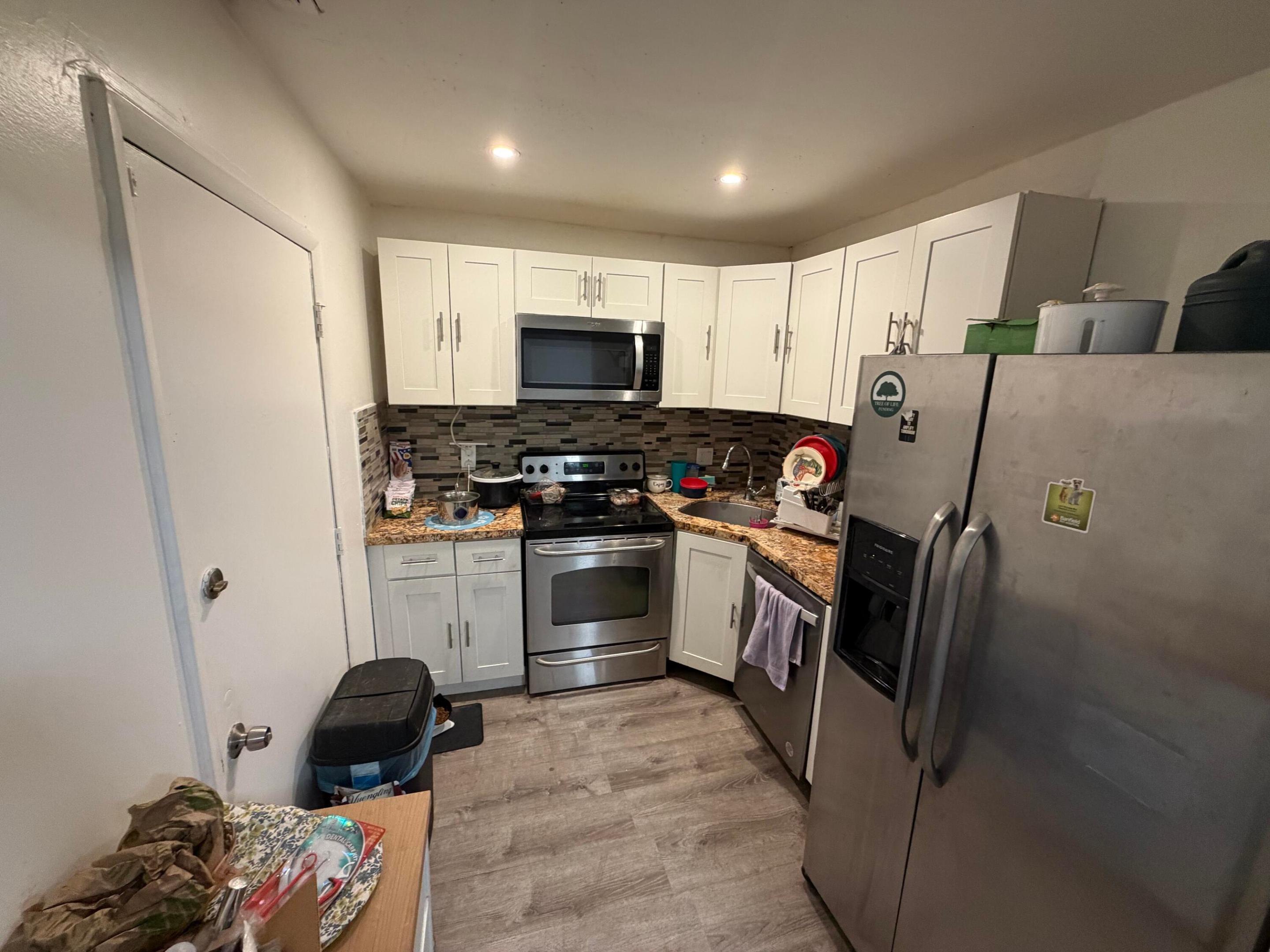 EMERALD HILLS C C APTS CONDO - Residential
