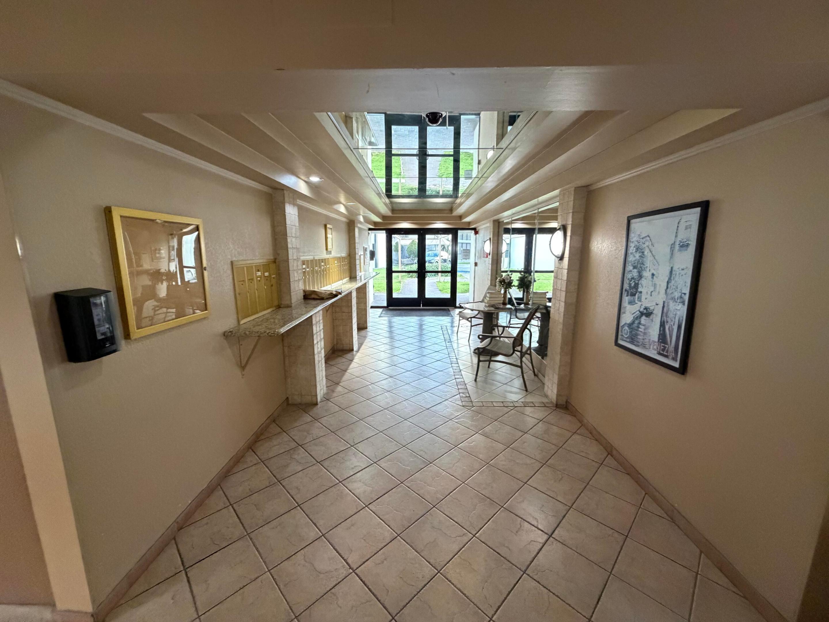 EMERALD HILLS C C APTS CONDO - Residential