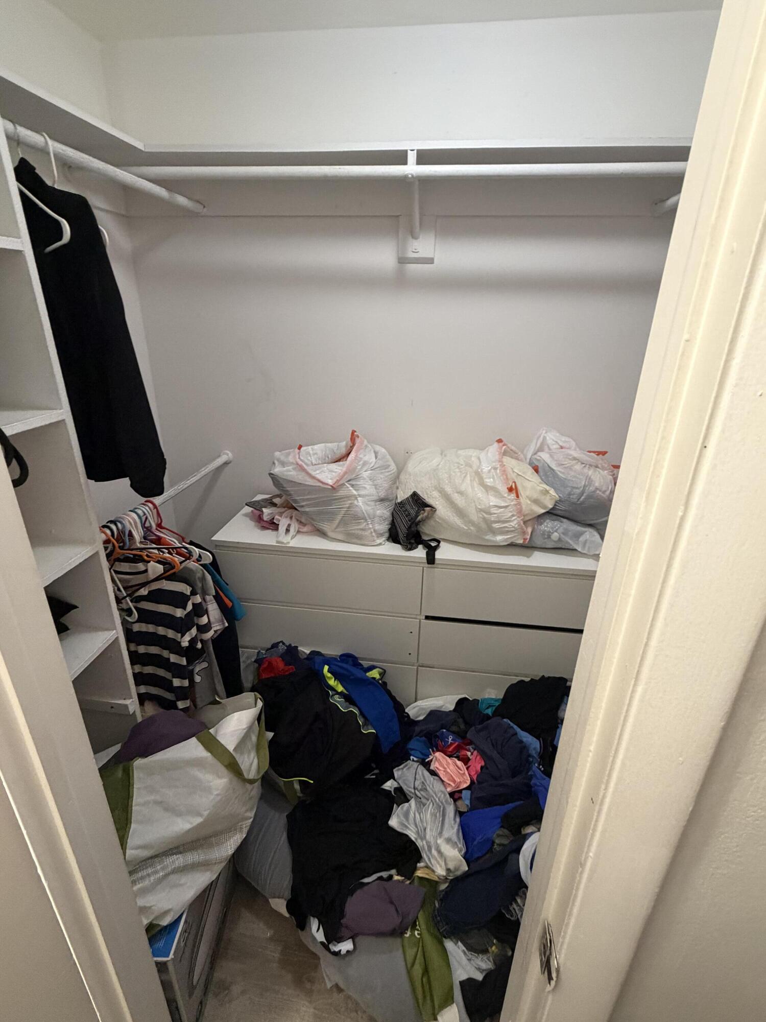 EMERALD HILLS C C APTS CONDO - Residential