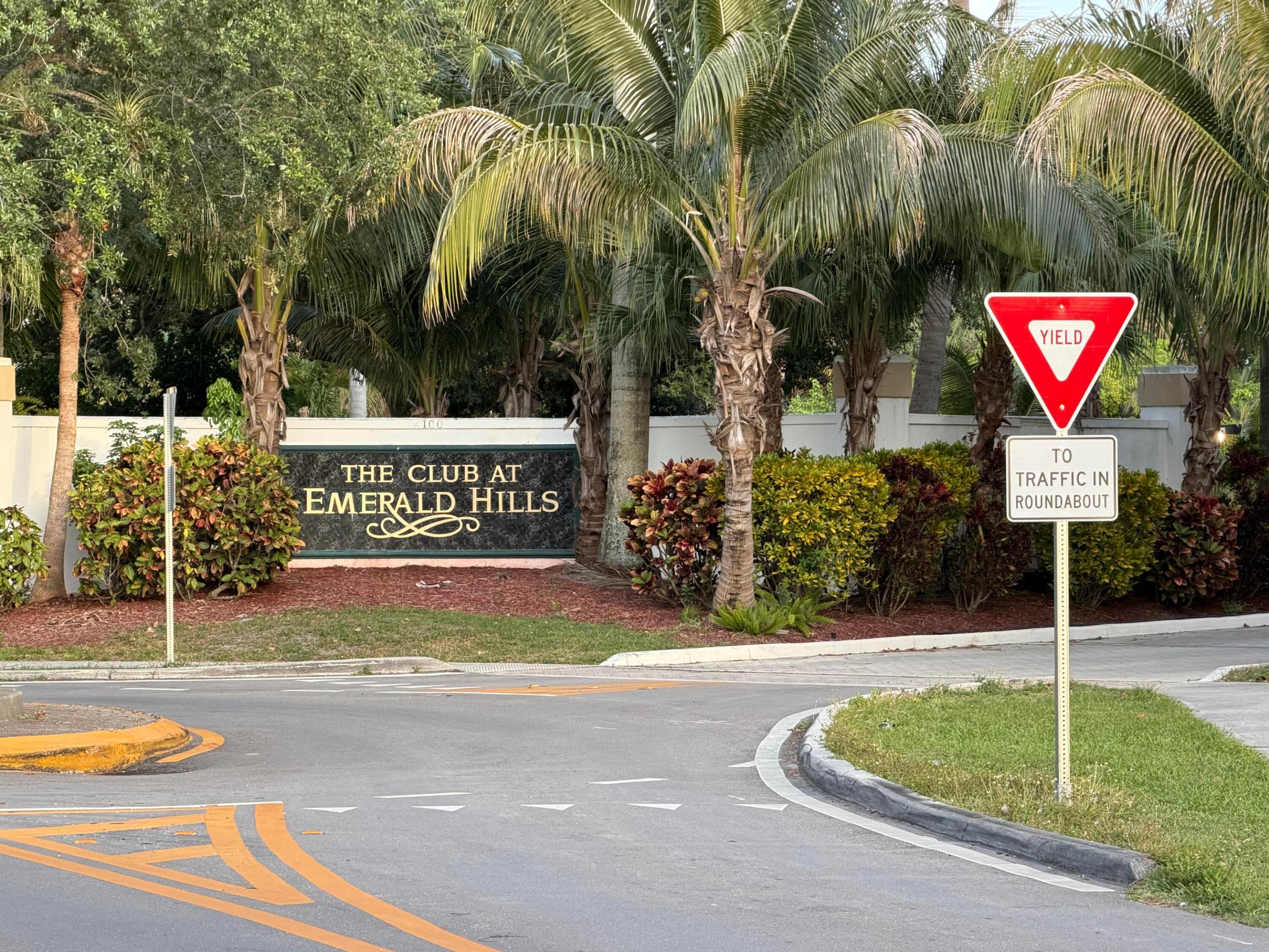 EMERALD HILLS C C APTS CONDO - Residential