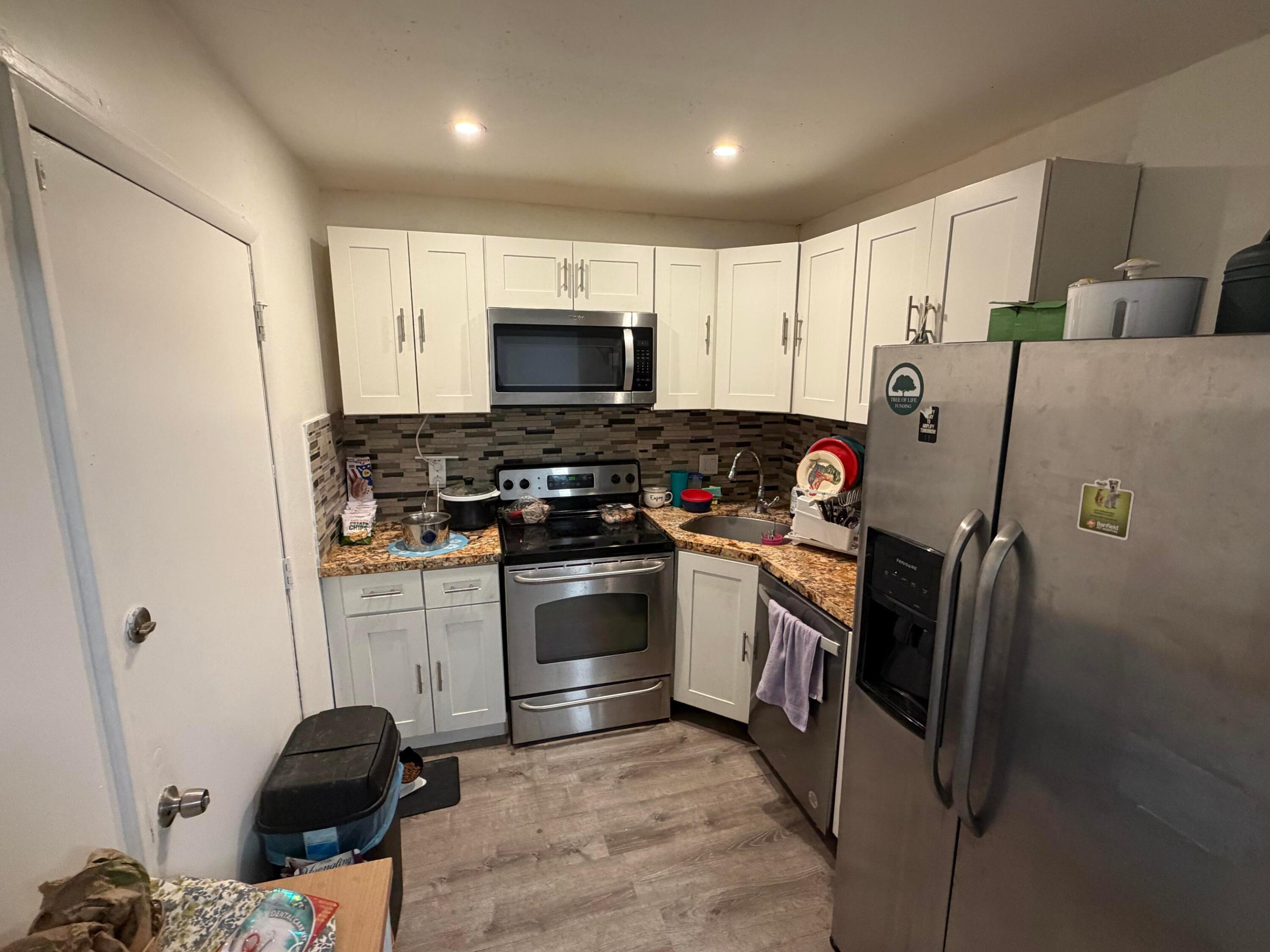 EMERALD HILLS C C APTS CONDO - Residential