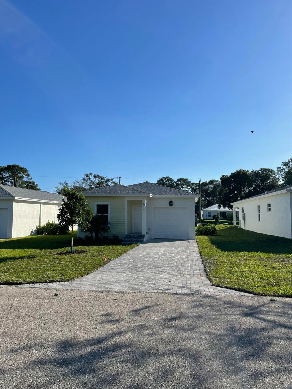 Photo of 5217 SE Isabelita Avenue, Stuart, FL 34997 (MLS # R11071440)