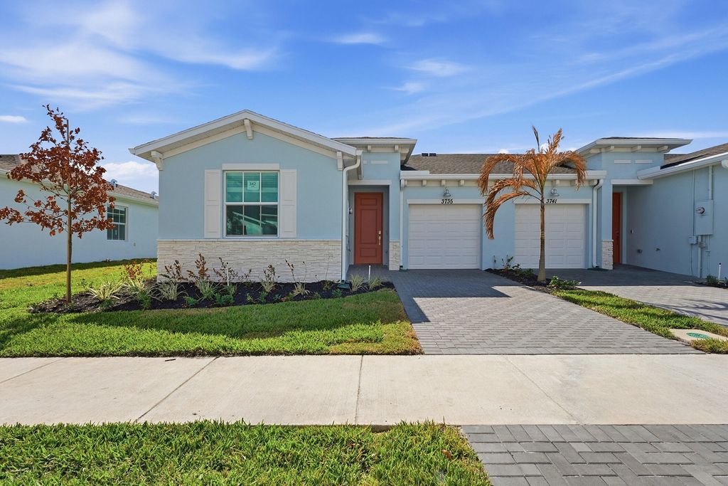 Photo of 3735 Harborside Avenue, Fort Pierce, FL 34946 (MLS # R11166232)