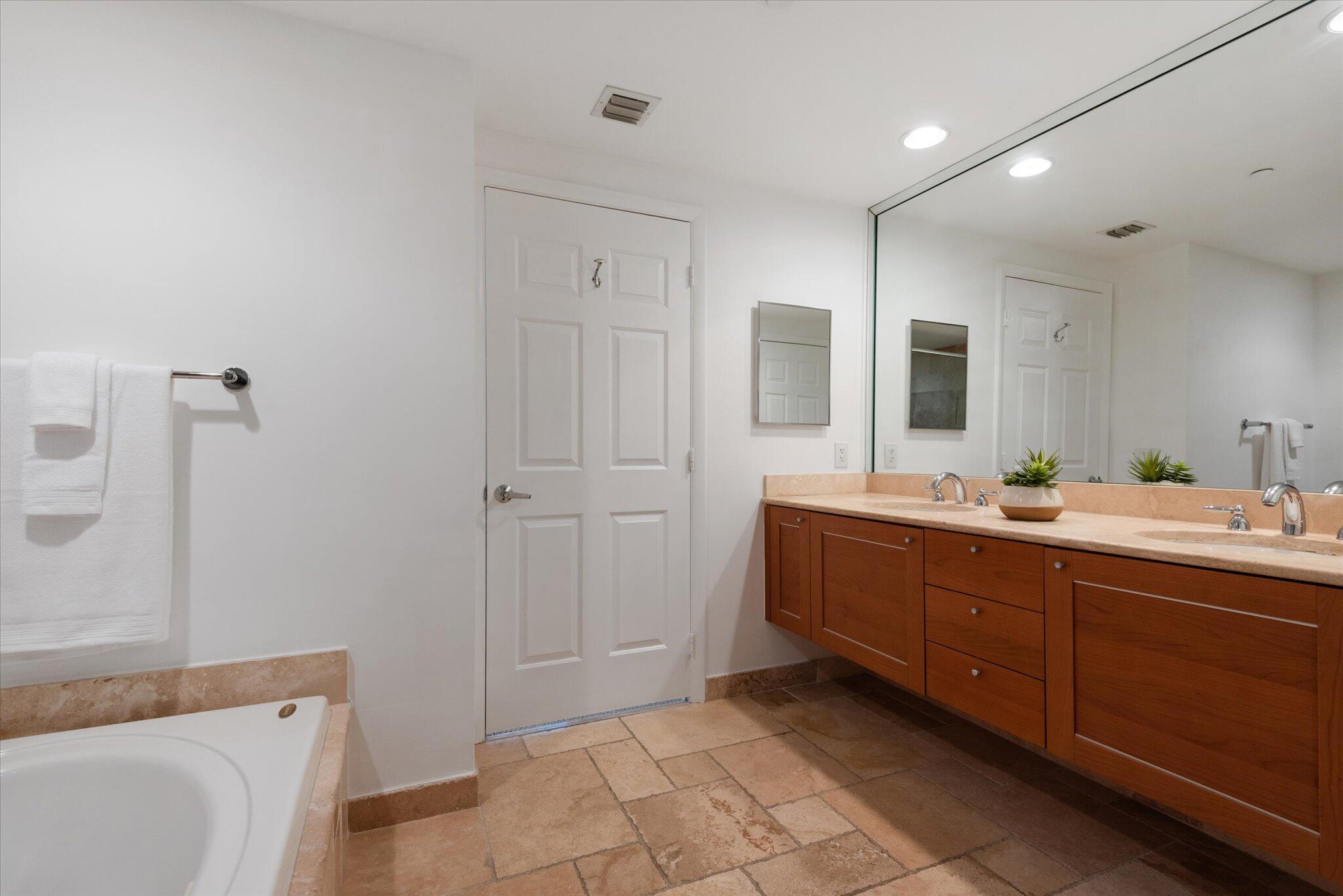 PORT CONDO - Residential Lease