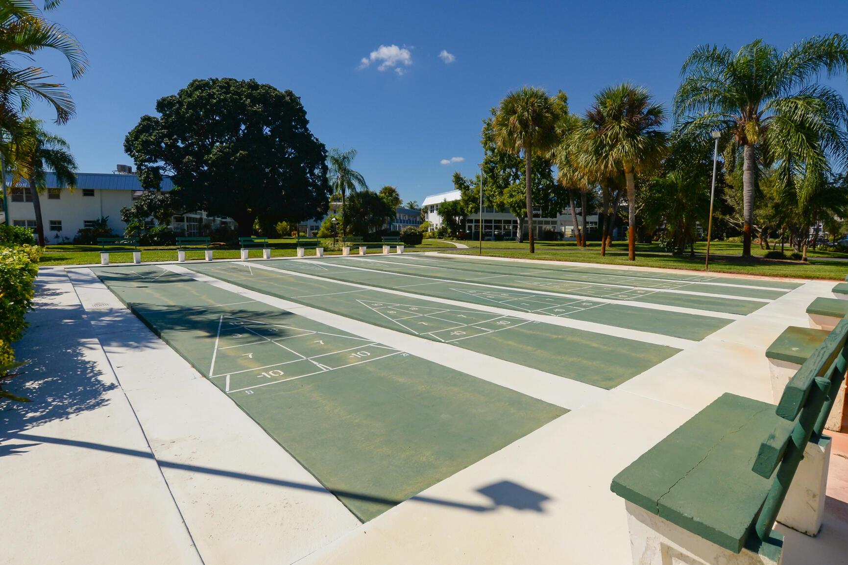 CEDAR POINTE CONDO VILLAGE 8 - Residential