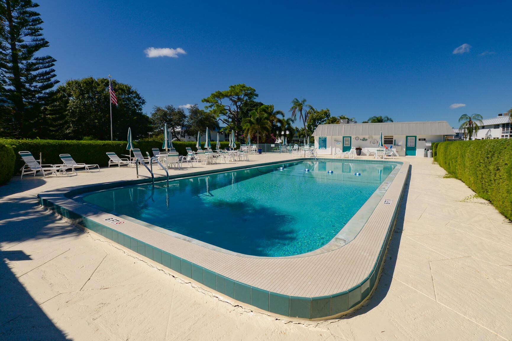 CEDAR POINTE CONDO VILLAGE 8 - Residential