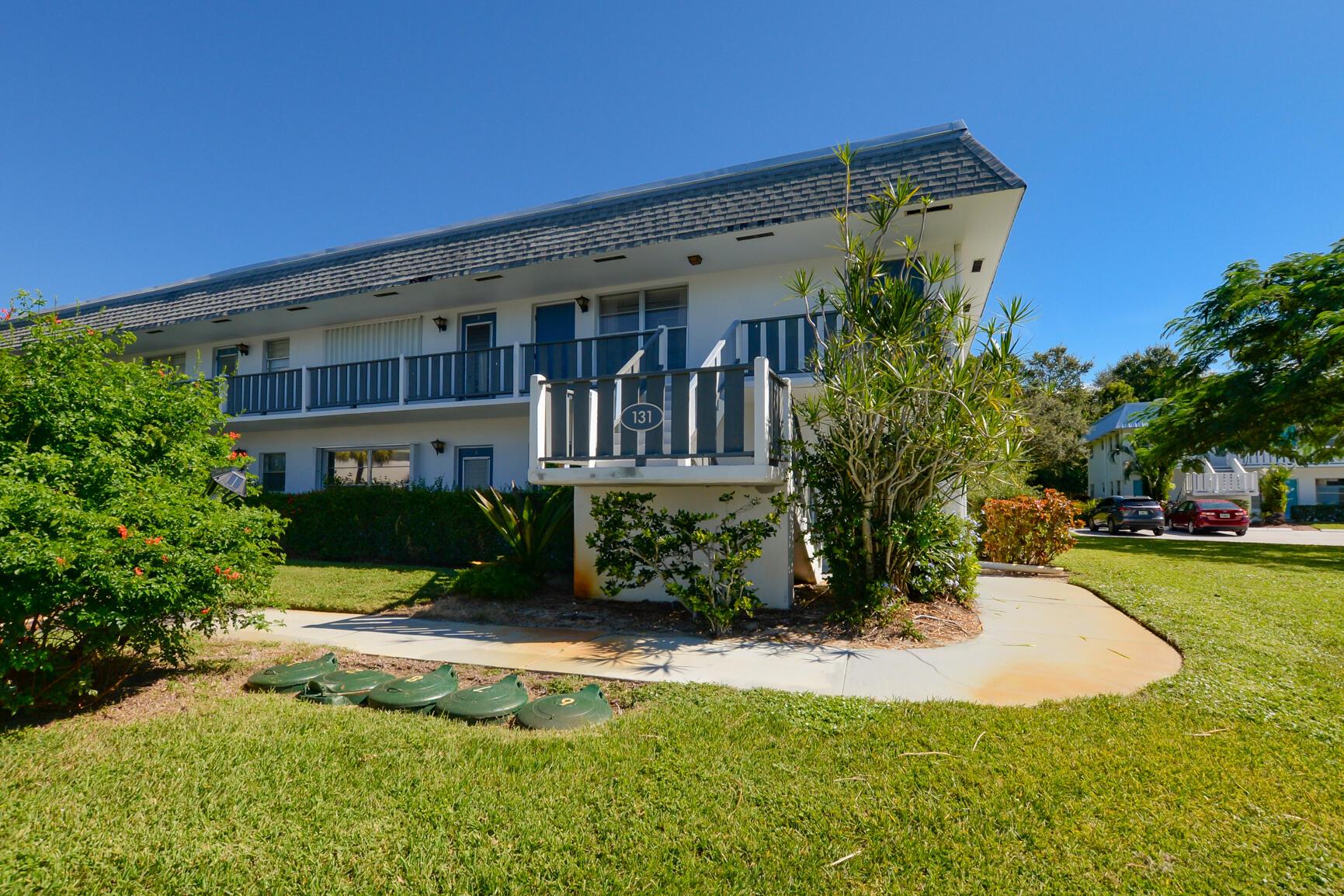 CEDAR POINTE CONDO VILLAGE 8 - Residential