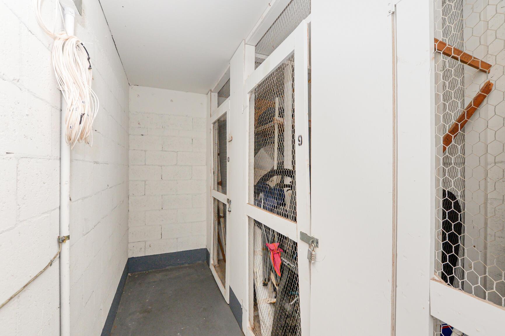 CEDAR POINTE CONDO VILLAGE 8 - Residential