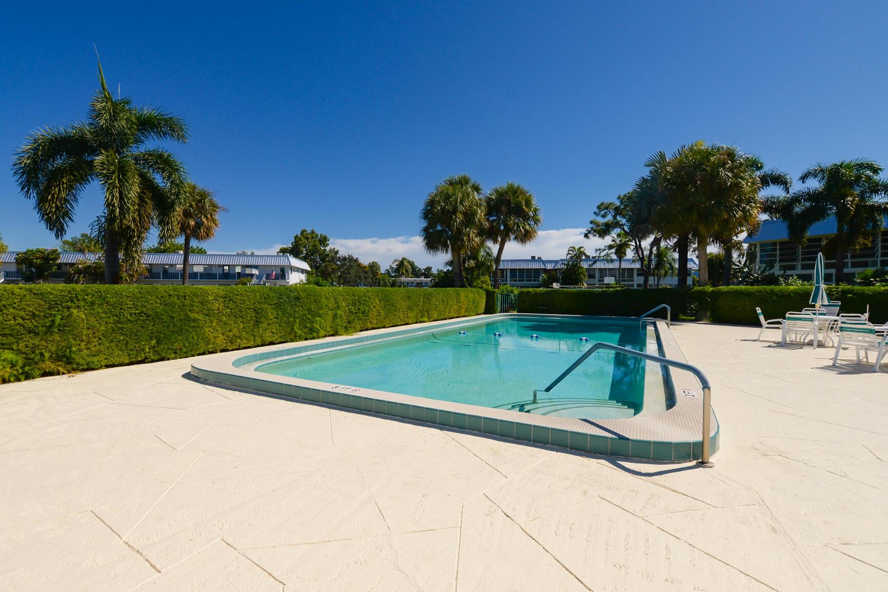 CEDAR POINTE CONDO VILLAGE 8 - Residential