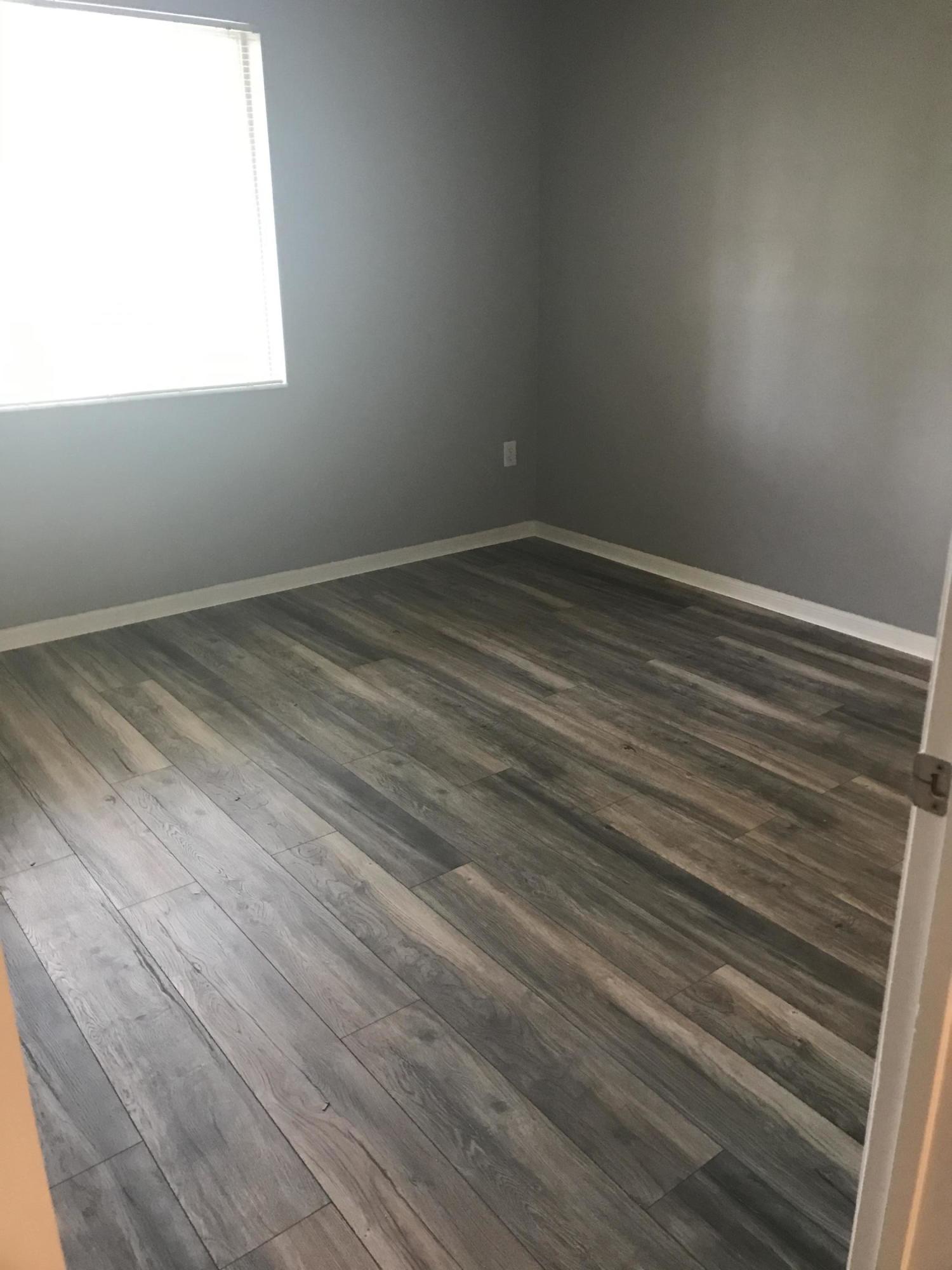 VILLAS AT EMERALD DUNES CONDO - Residential Lease