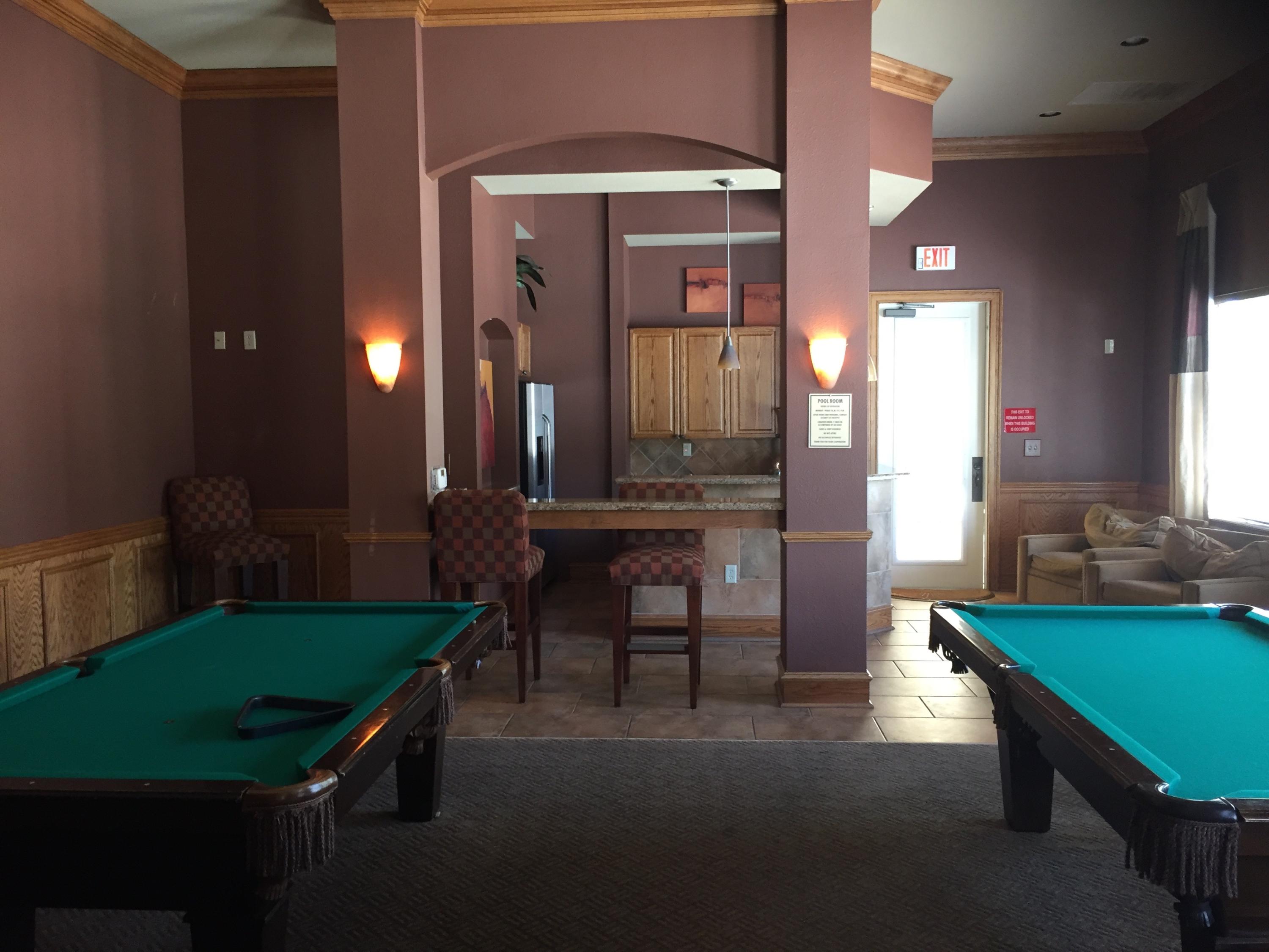 VILLAS AT EMERALD DUNES CONDO - Residential Lease