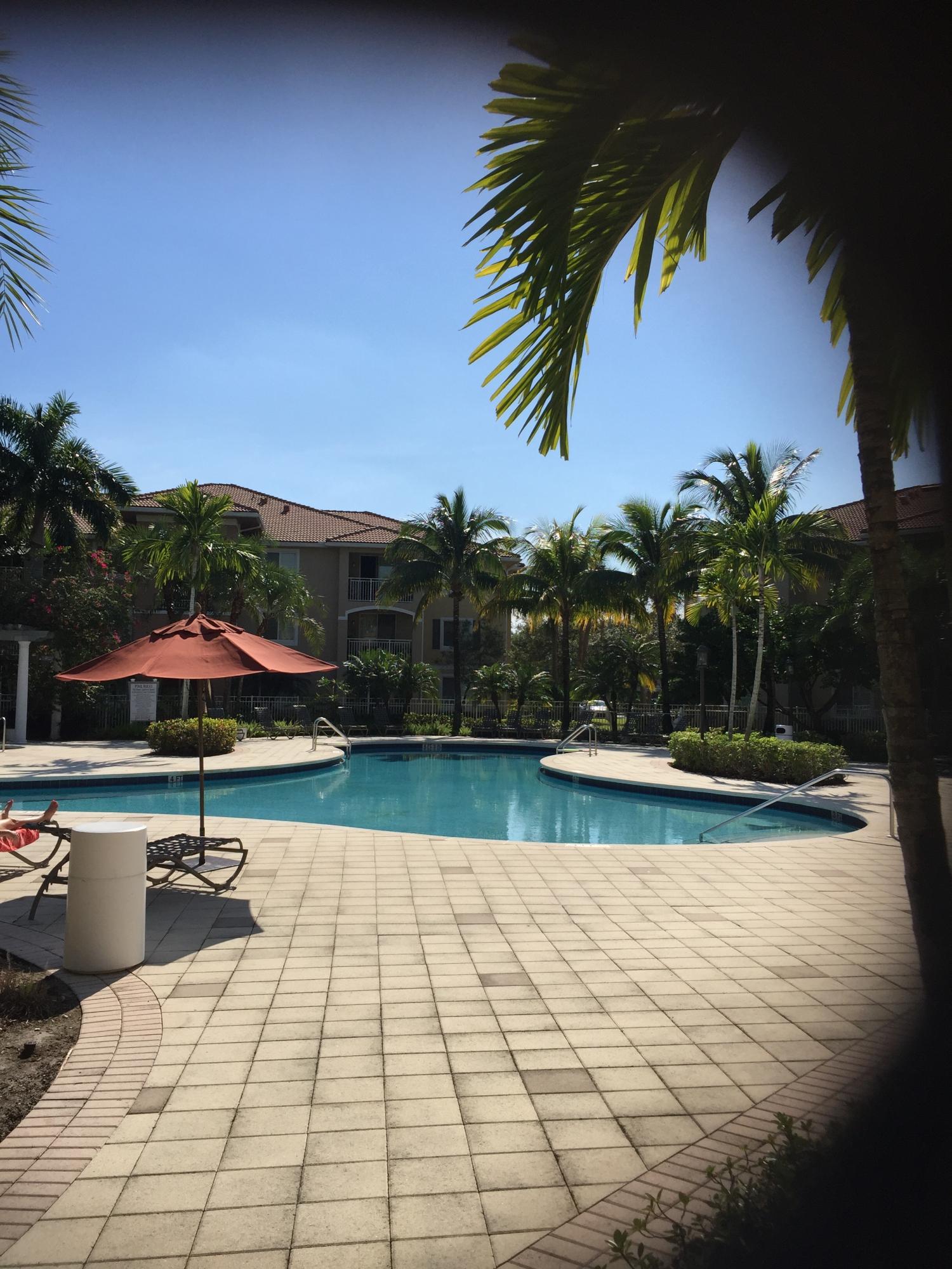 VILLAS AT EMERALD DUNES CONDO - Residential Lease