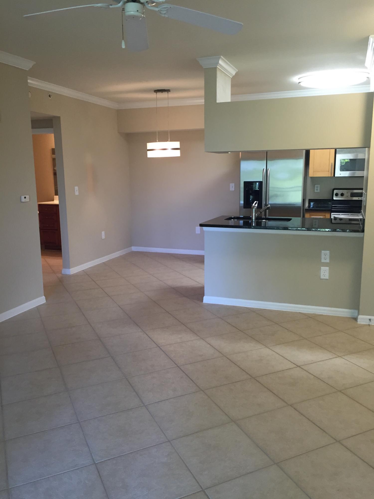 VILLAS AT EMERALD DUNES CONDO - Residential Lease